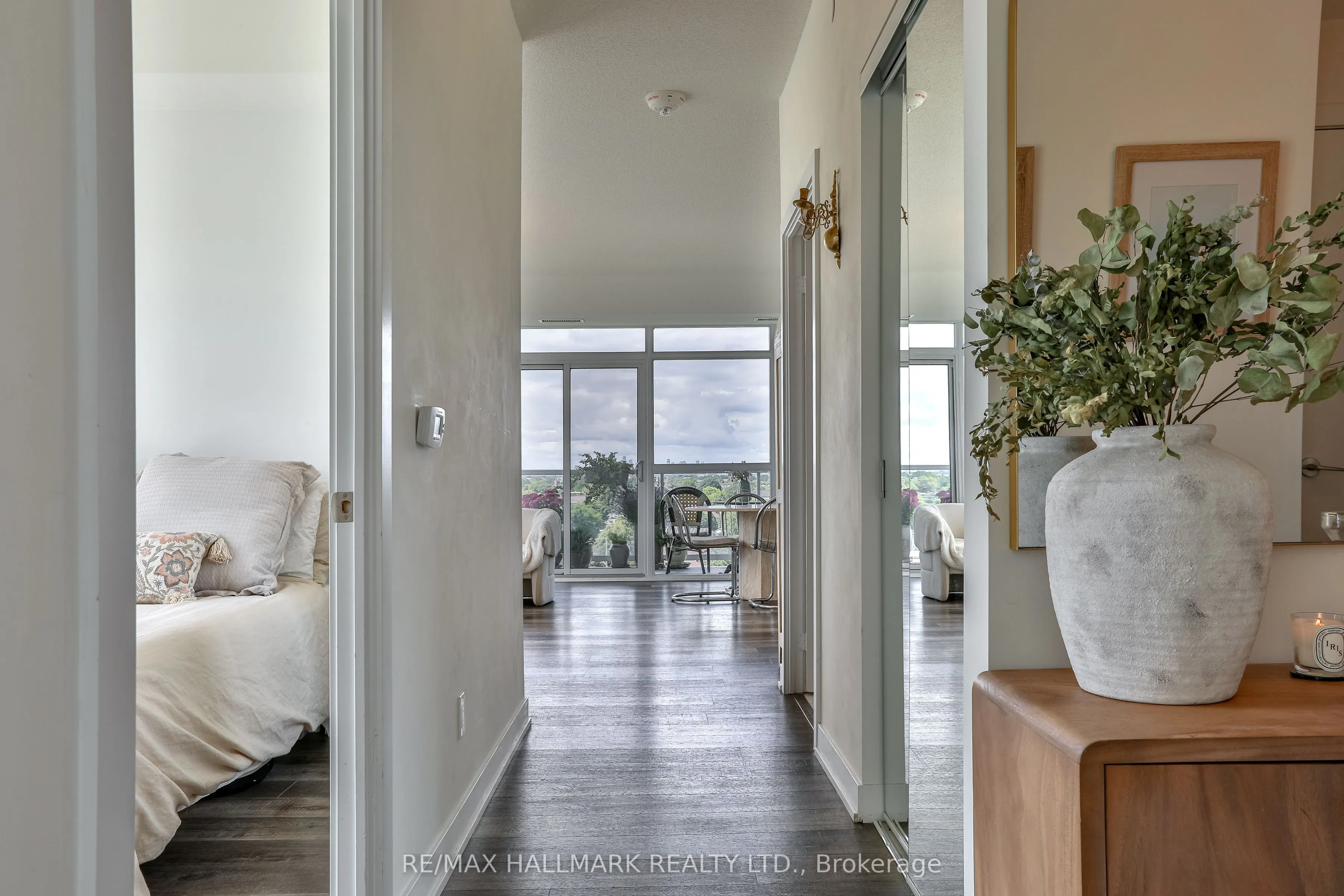 251 Manitoba Street, #1016