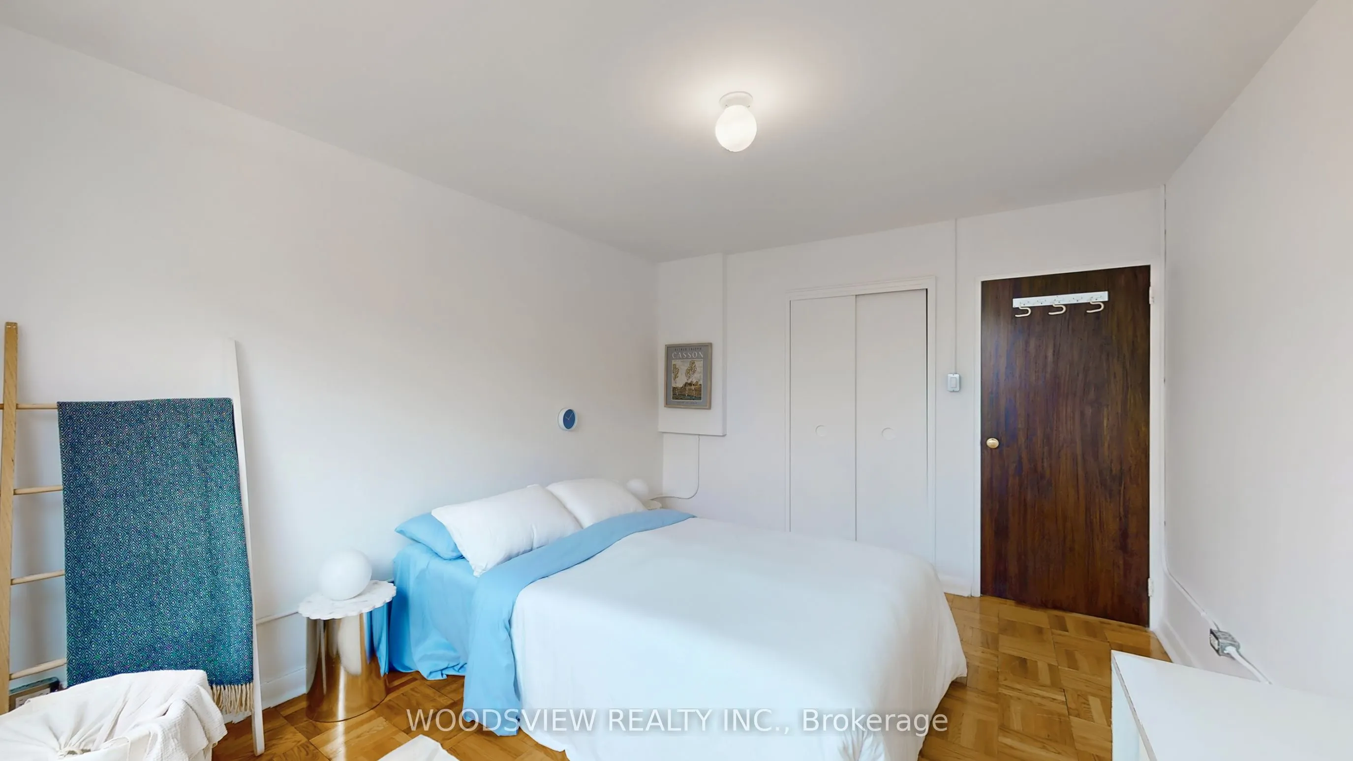 554 Harvie Avenue, #9