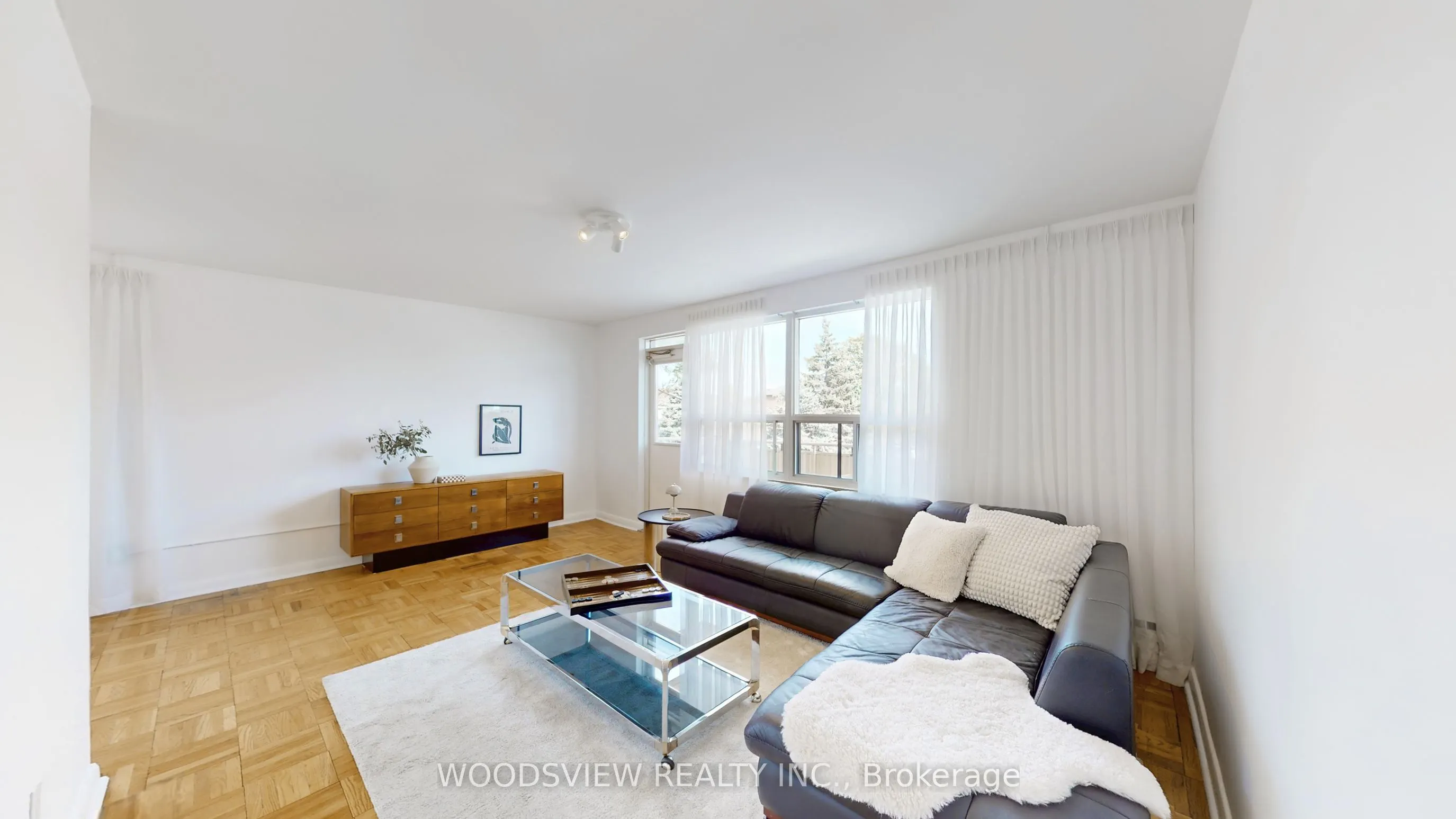 554 Harvie Avenue, #9