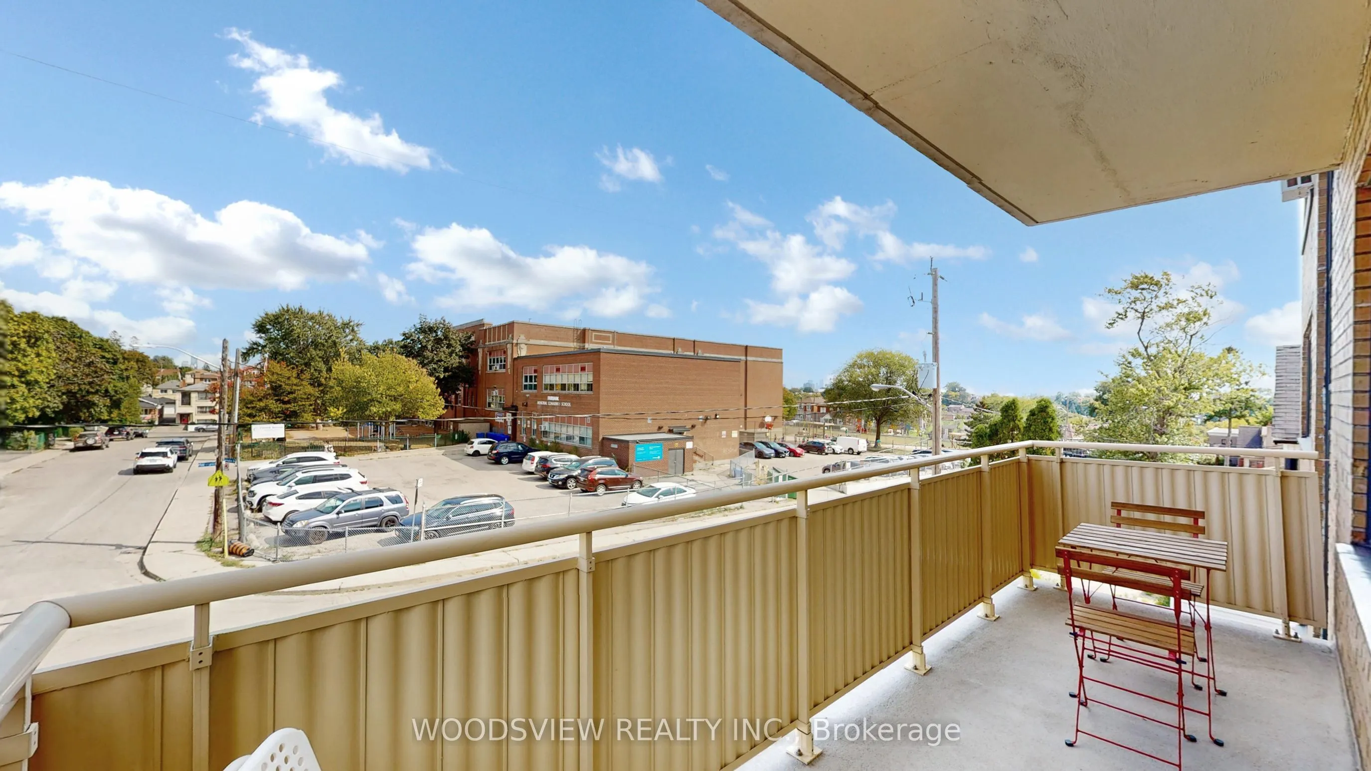 554 Harvie Avenue, #9