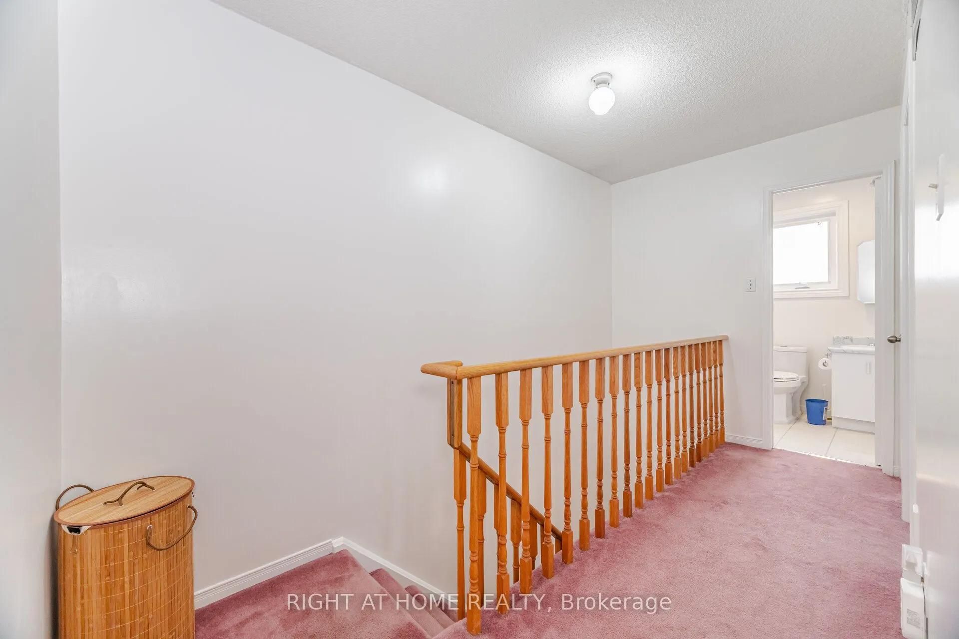 5253 Palomar Crescent