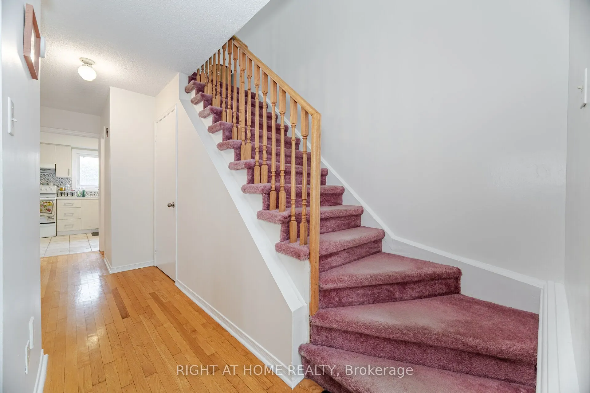 5253 Palomar Crescent