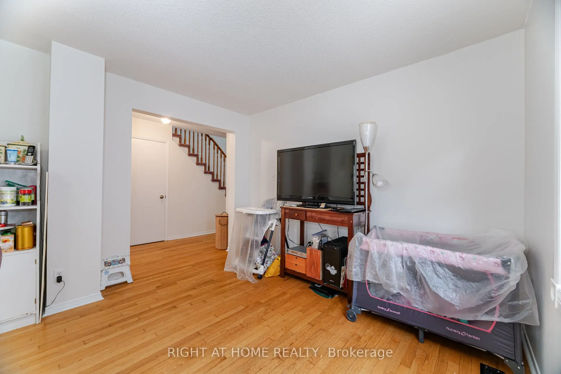 5253 Palomar Crescent