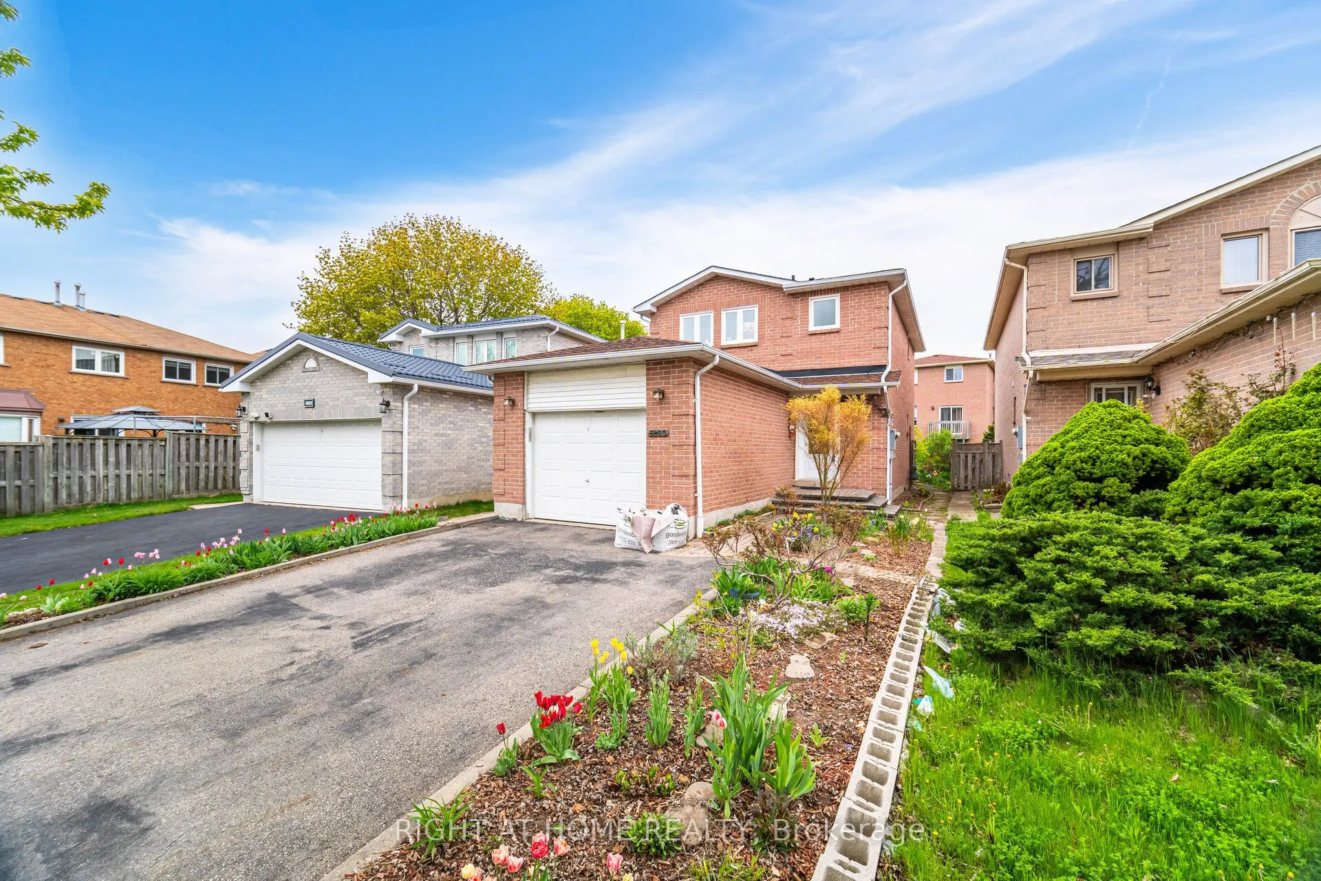 5253 Palomar Crescent