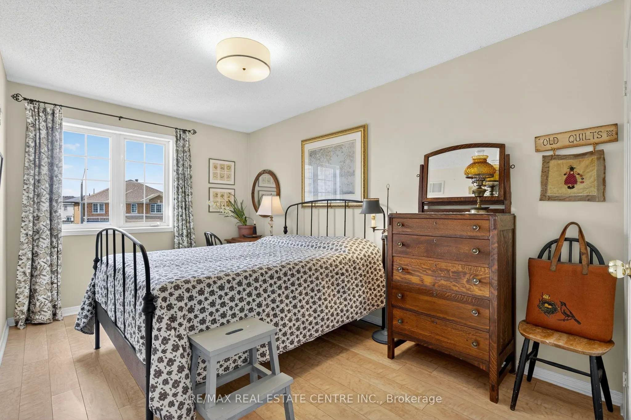 64 Big Moe Crescent