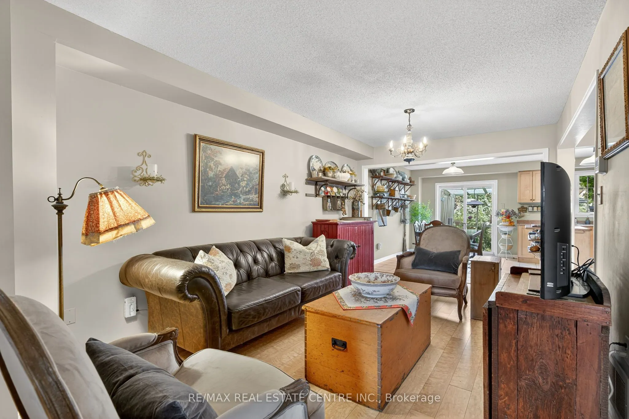64 Big Moe Crescent