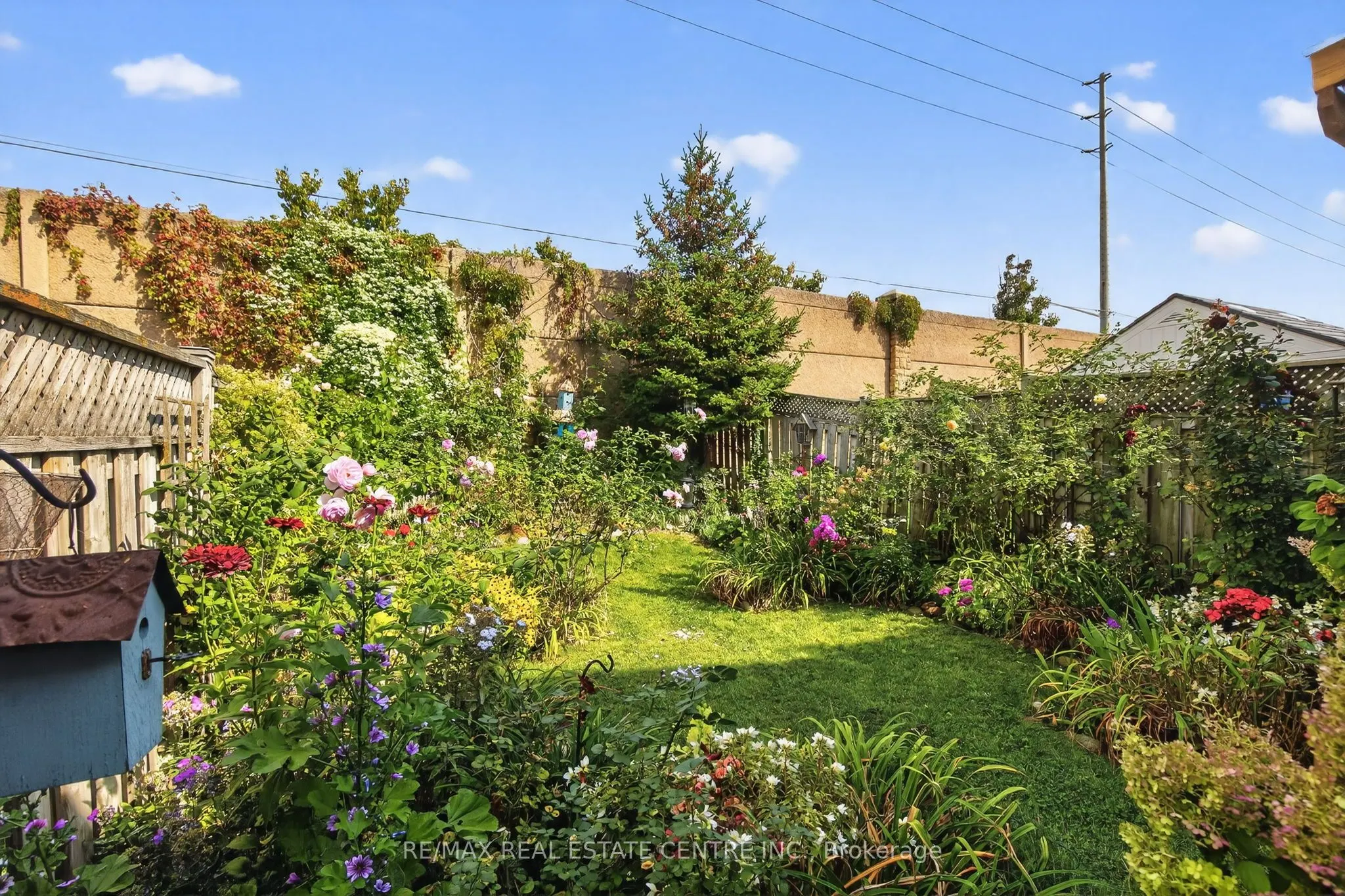 64 Big Moe Crescent