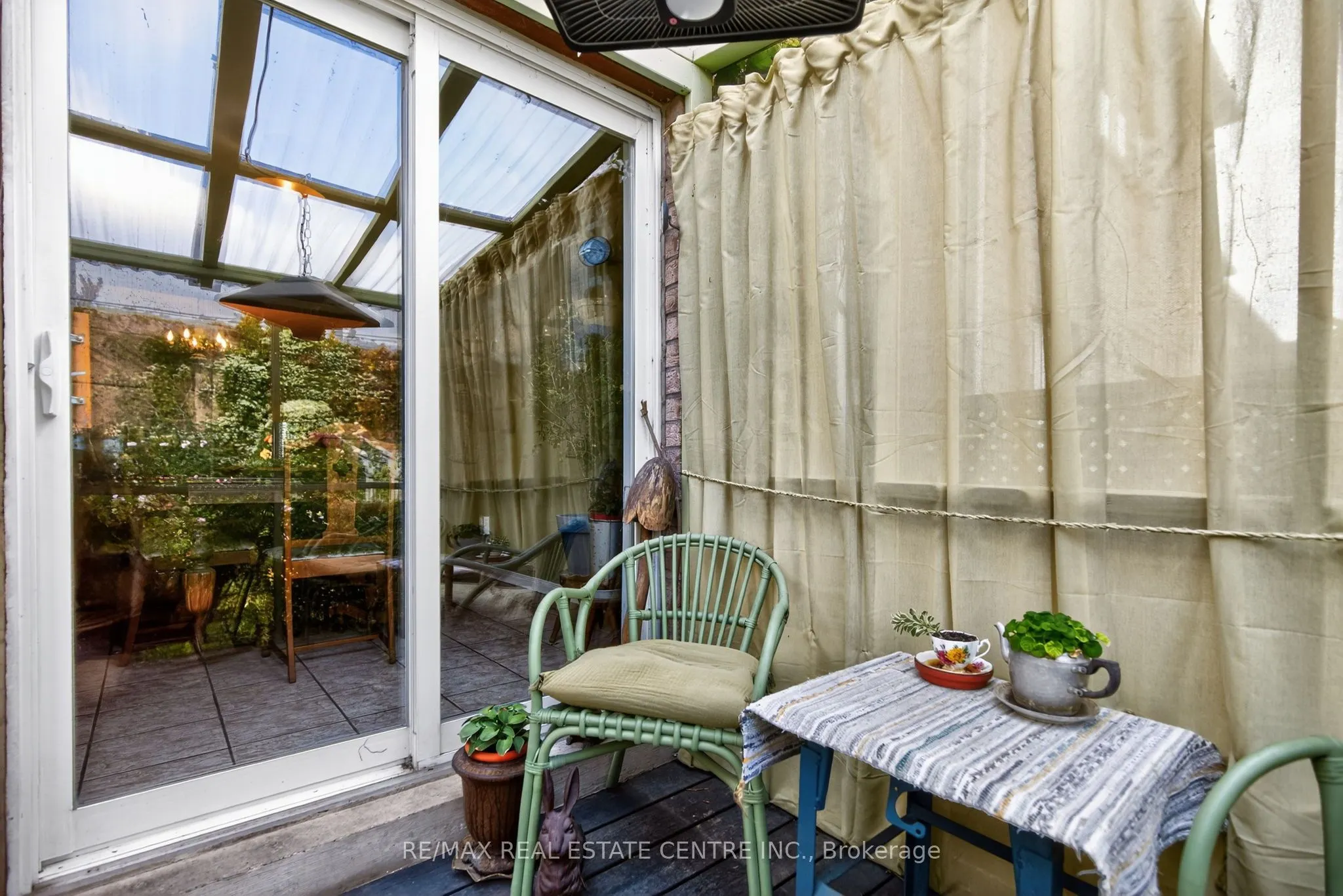 64 Big Moe Crescent