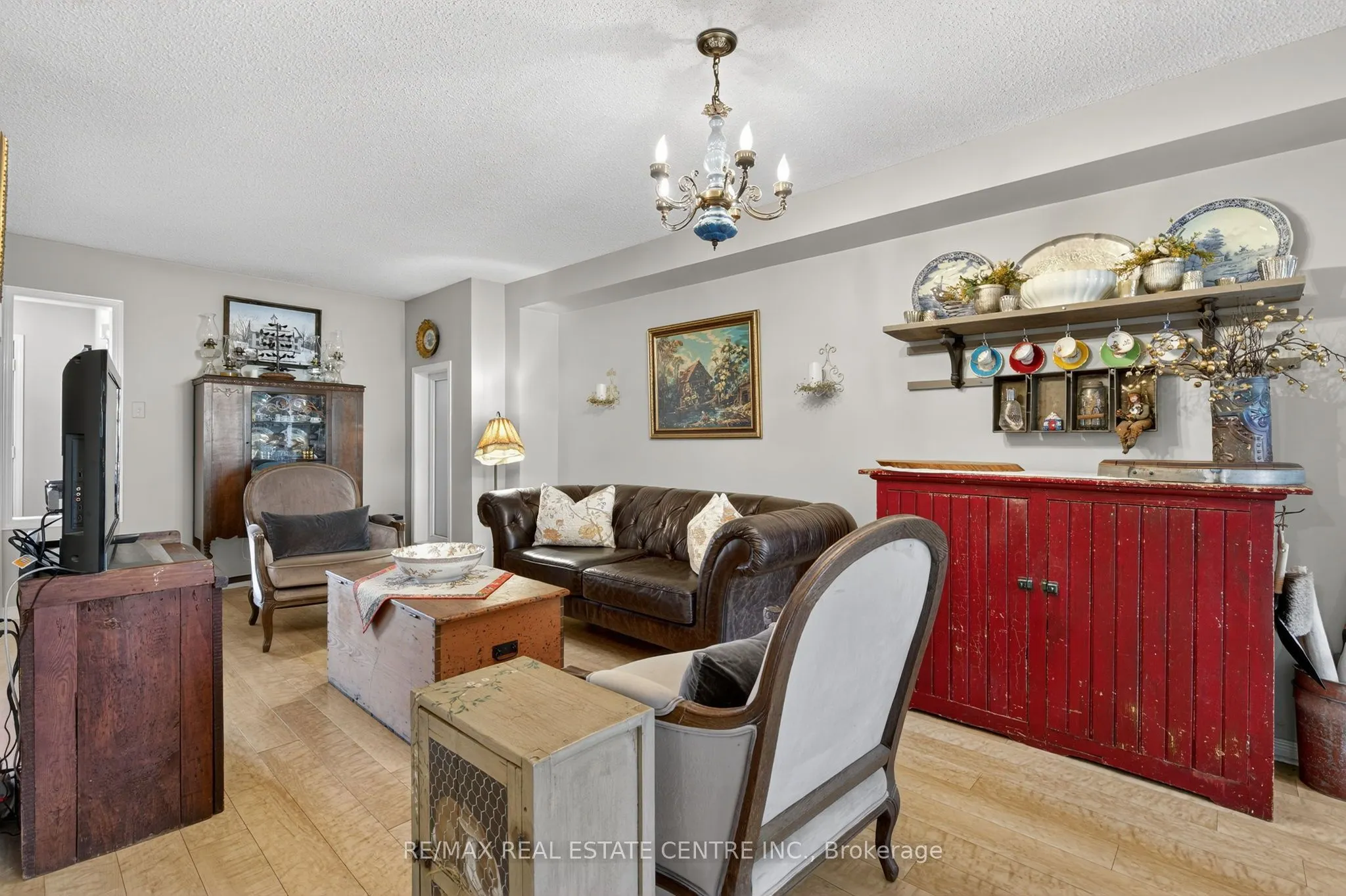 64 Big Moe Crescent