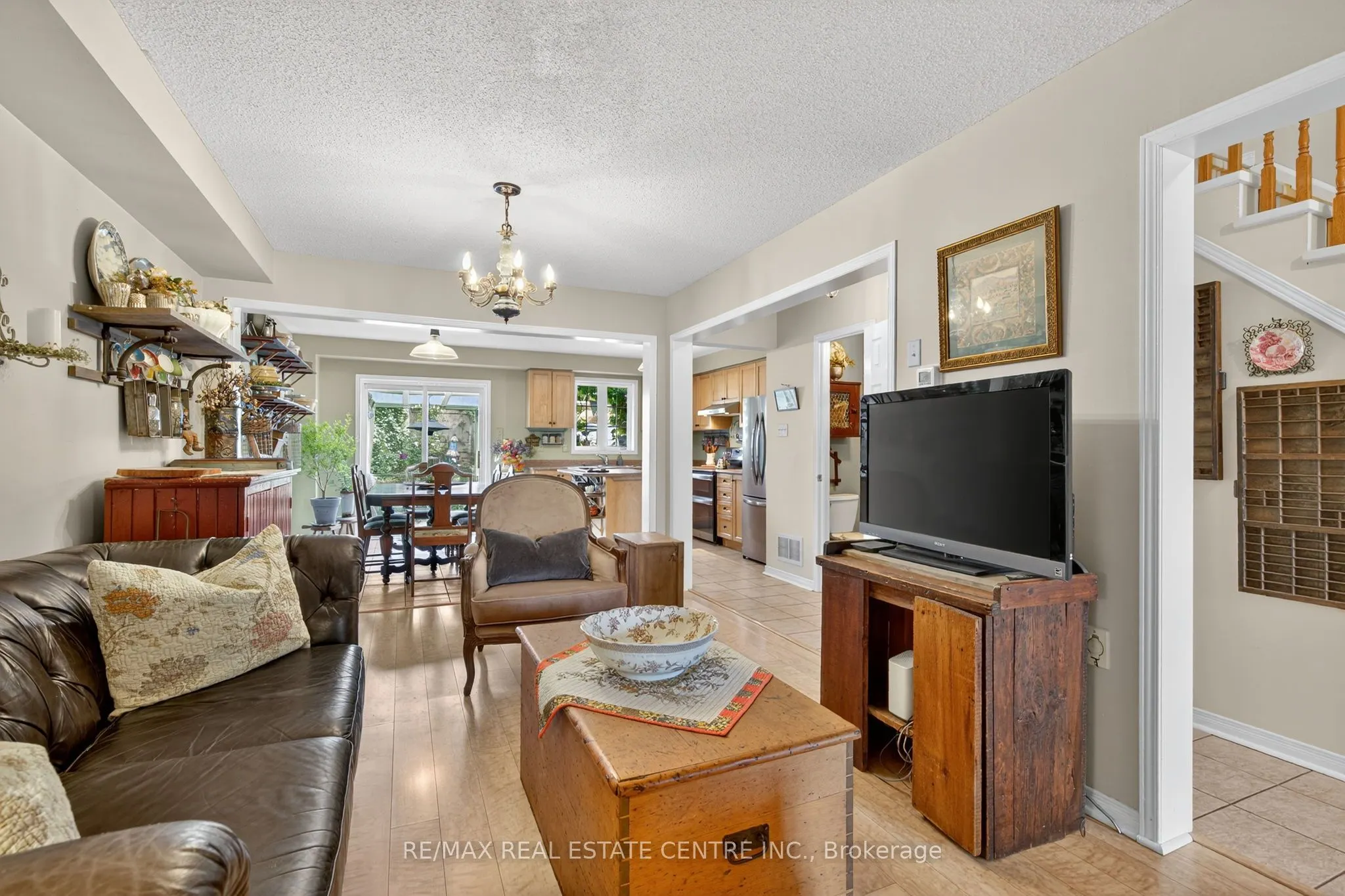 64 Big Moe Crescent