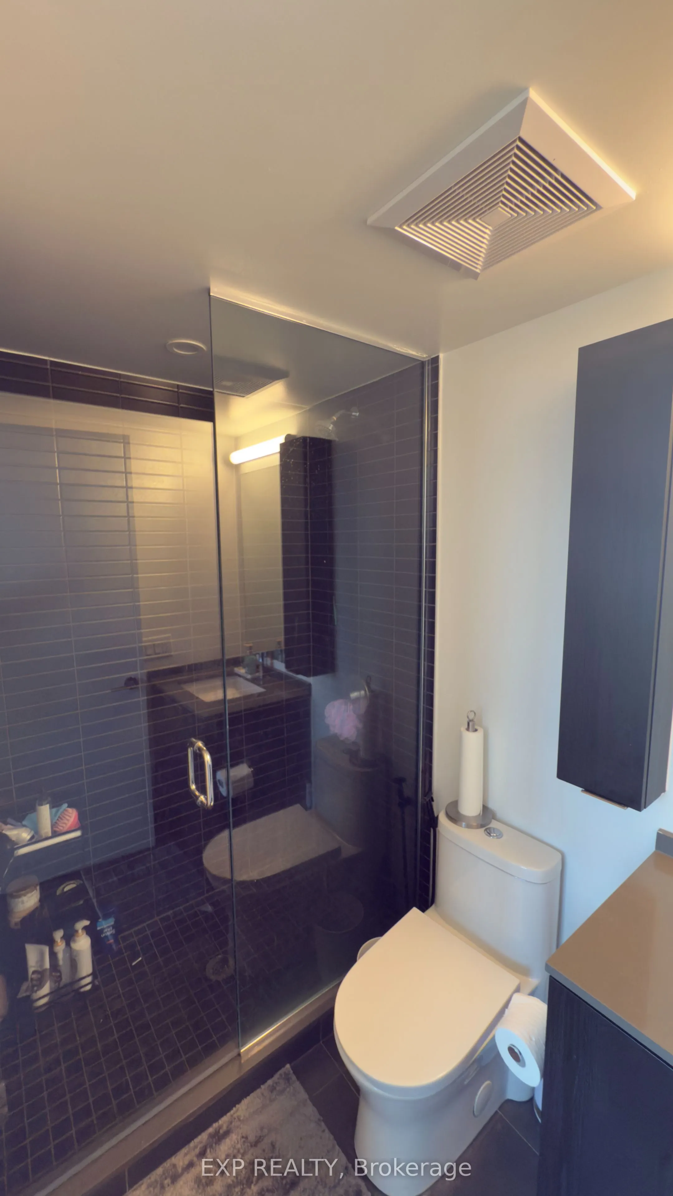 86 Dundas Street E, #1508