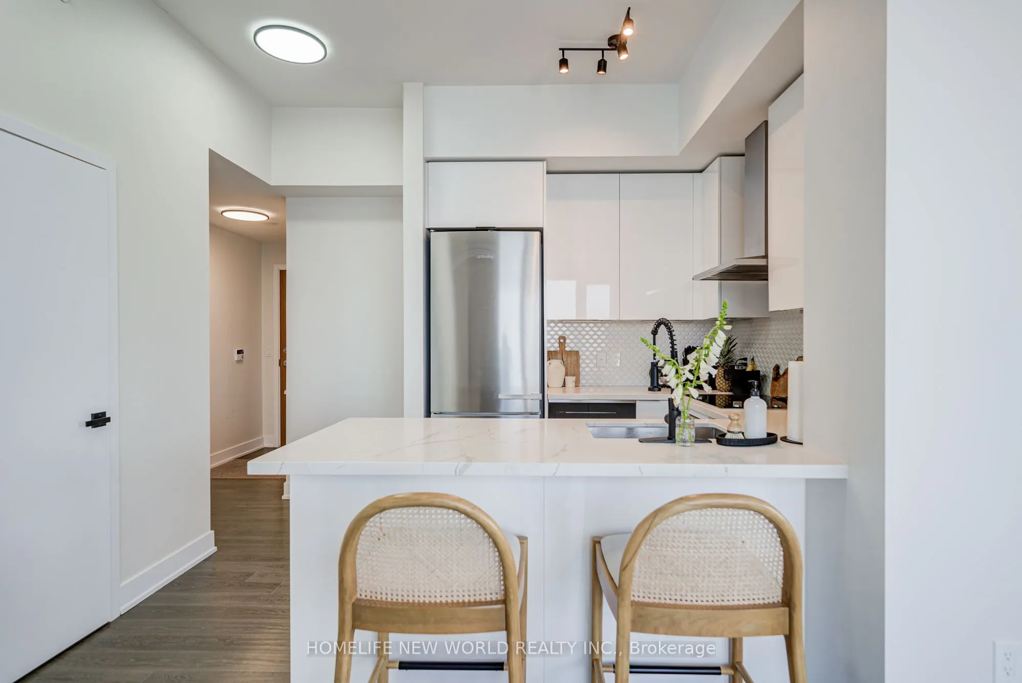 30 Shore Breeze Drive, #6205