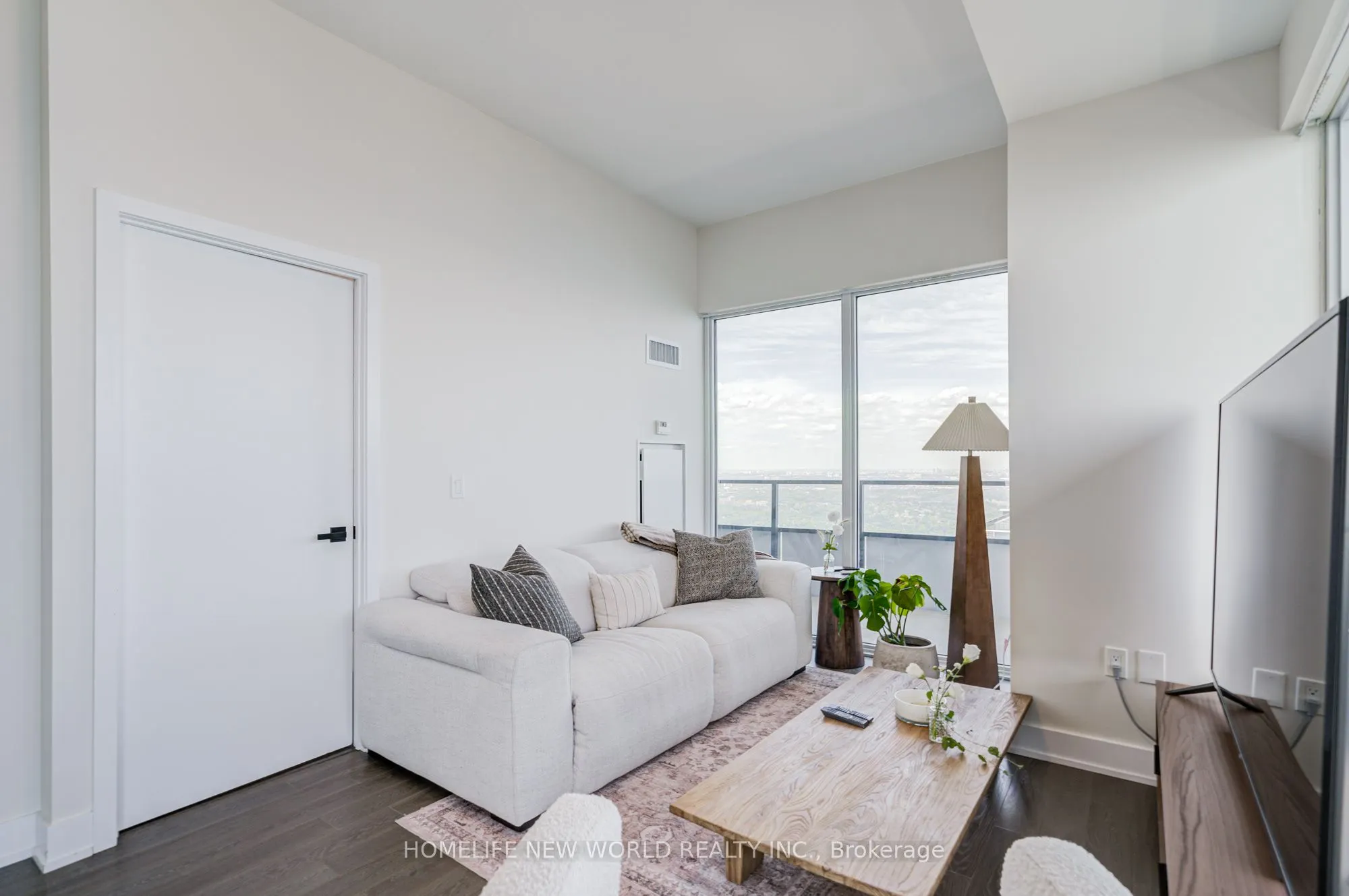 30 Shore Breeze Drive, #6205