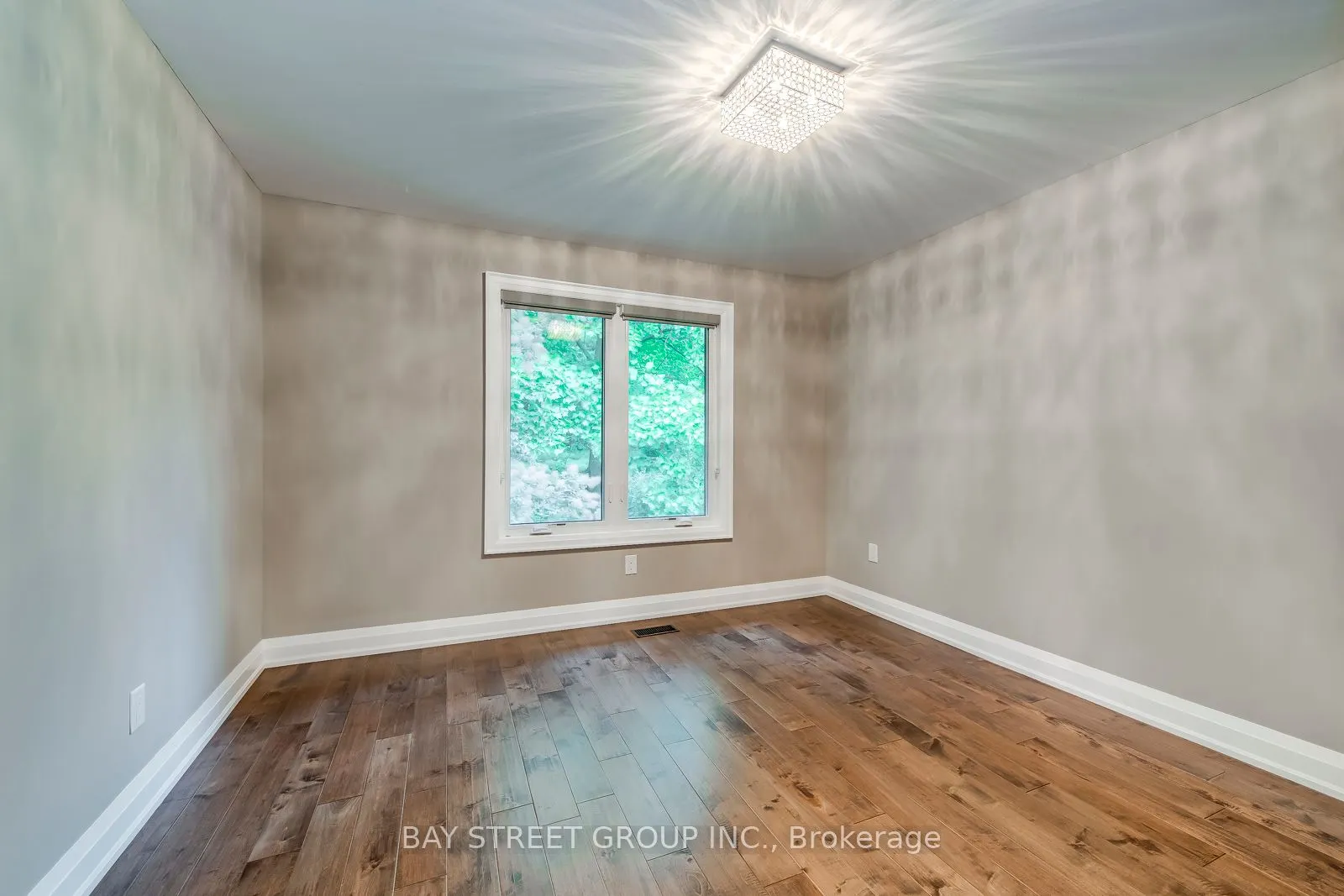 1376 Forest Glade Road