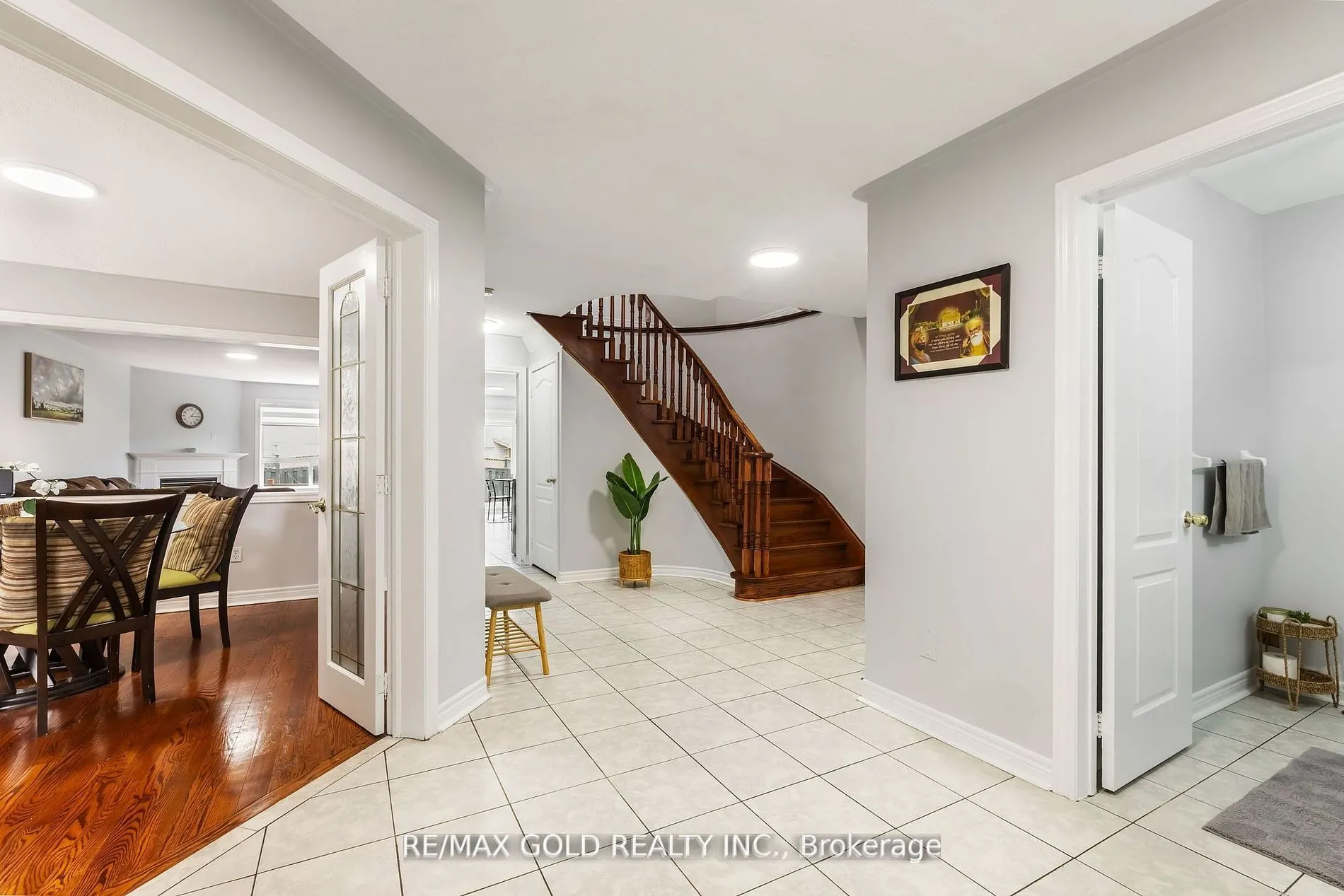 17 Dovesong Drive
