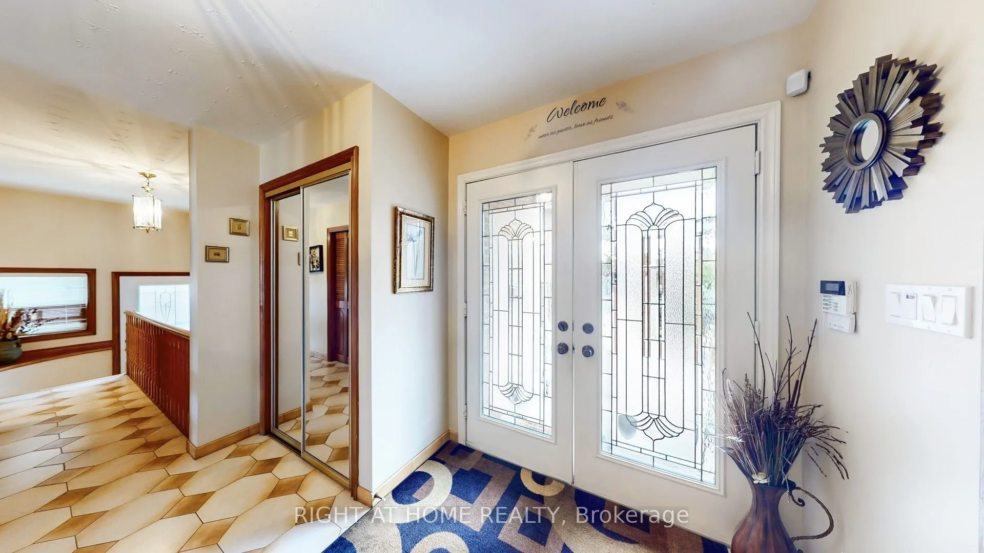 71 Fairview Road W