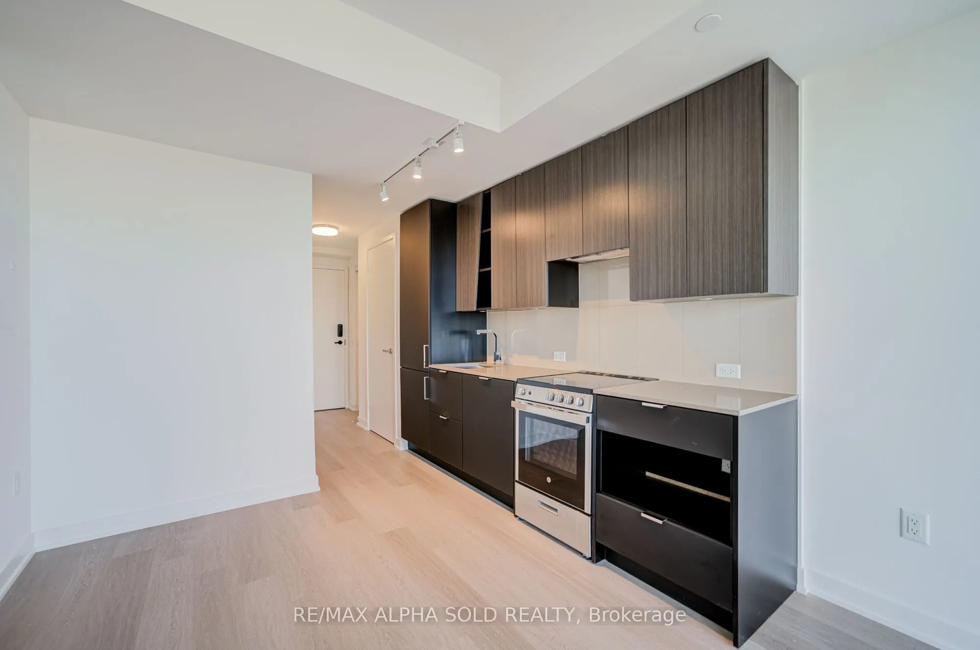 3883 Quartz Road S, #2108
