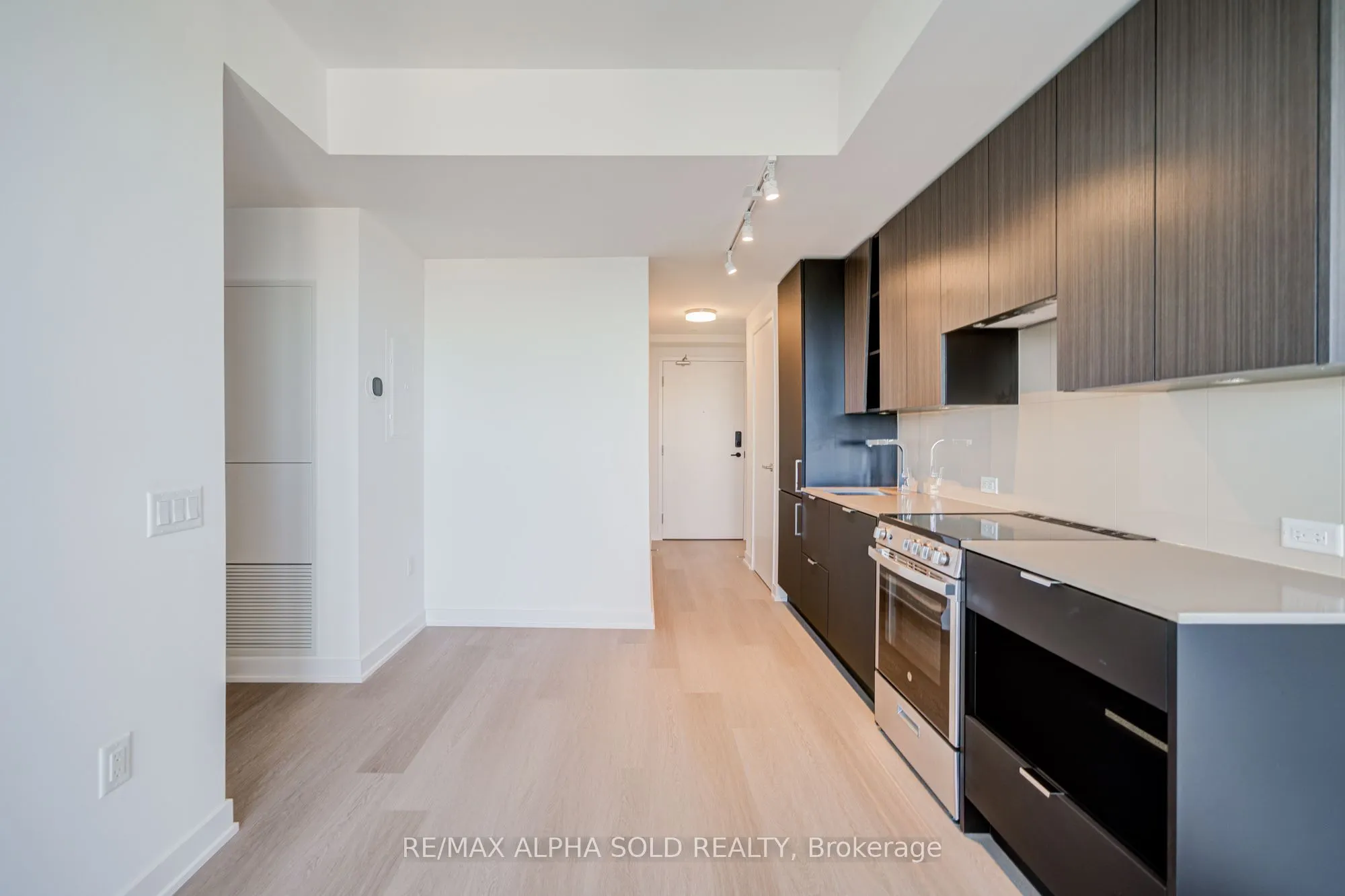 3883 Quartz Road S, #2108