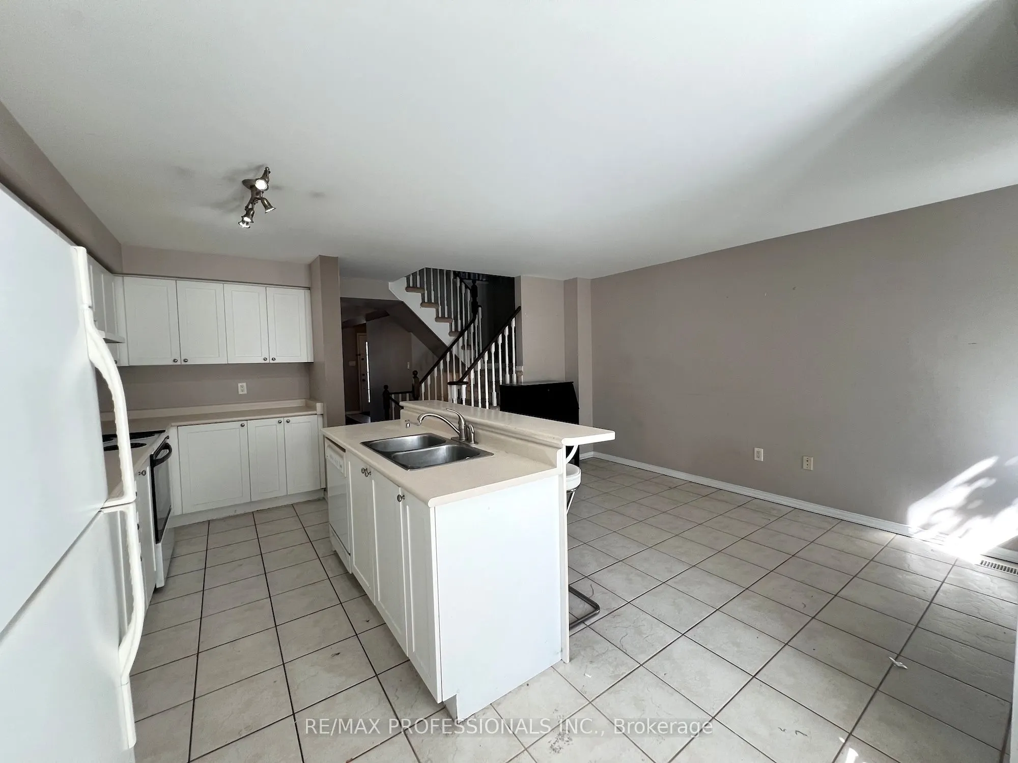 262 Gatwick Drive