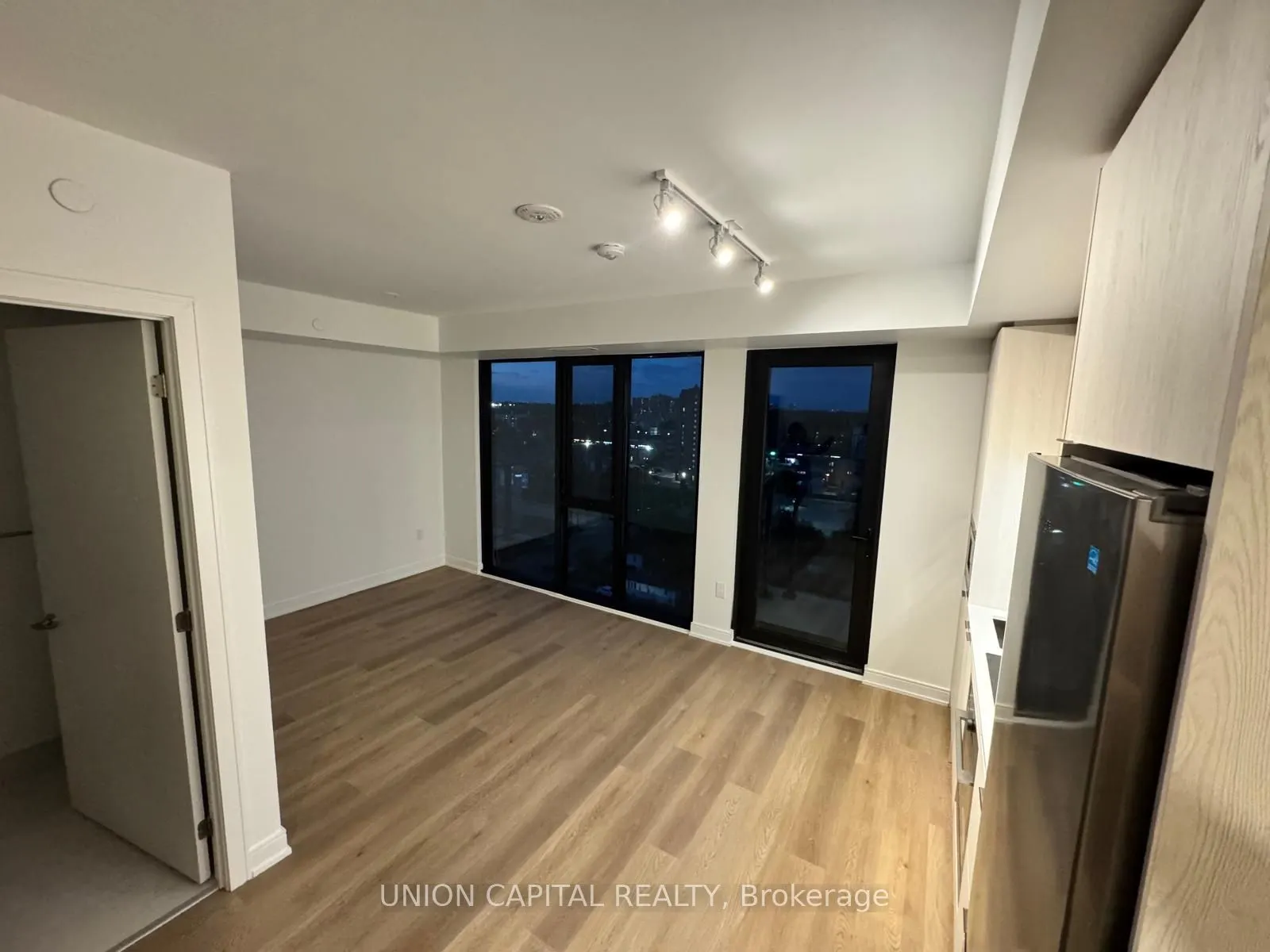 3009 Novar Road, #1101