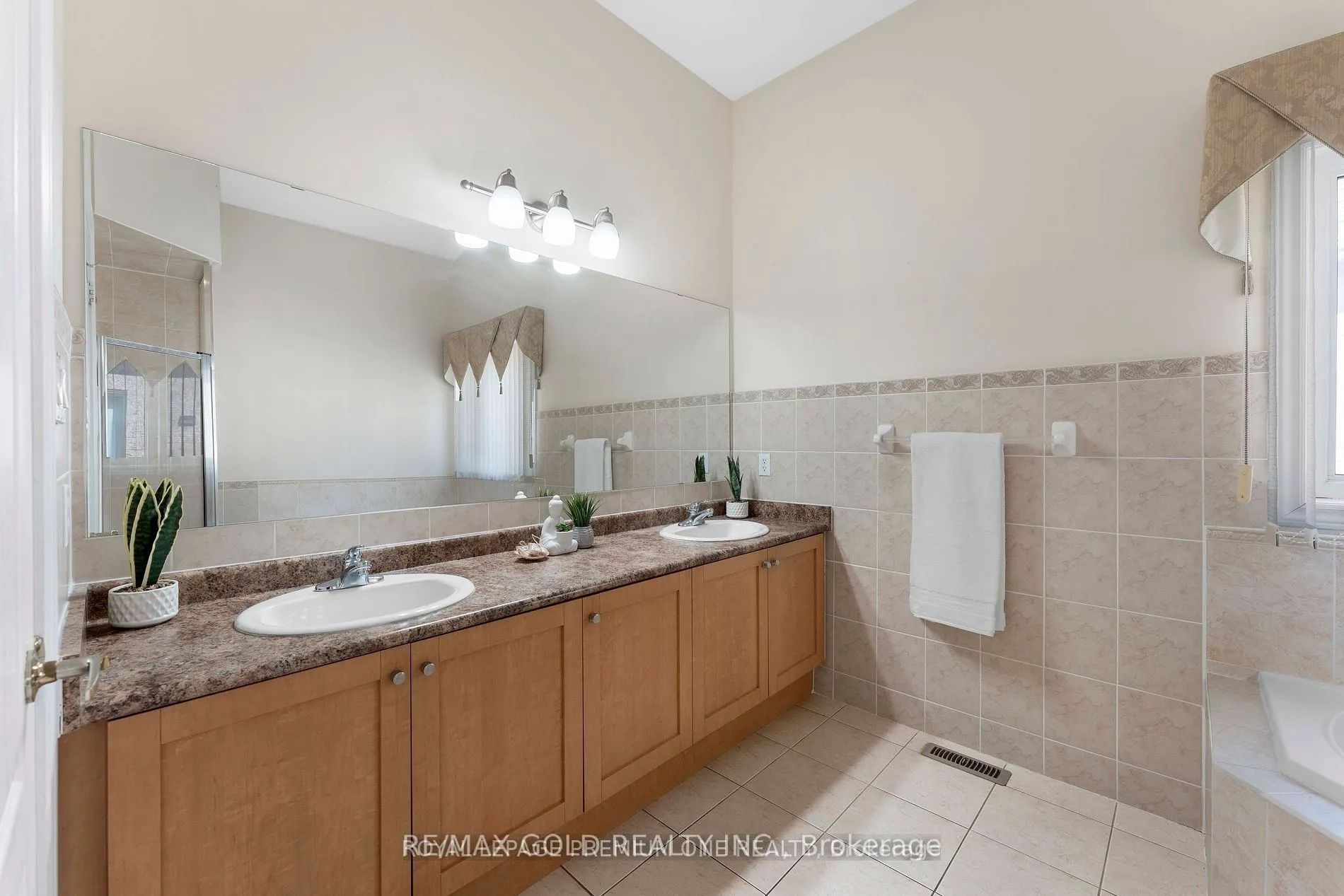71 Louvain Drive