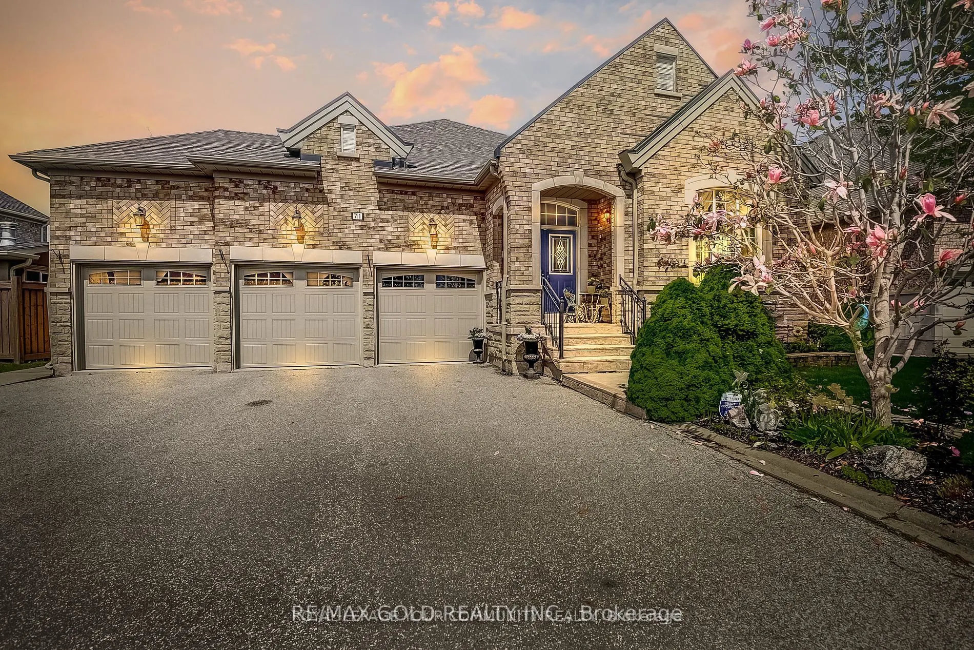 71 Louvain Drive