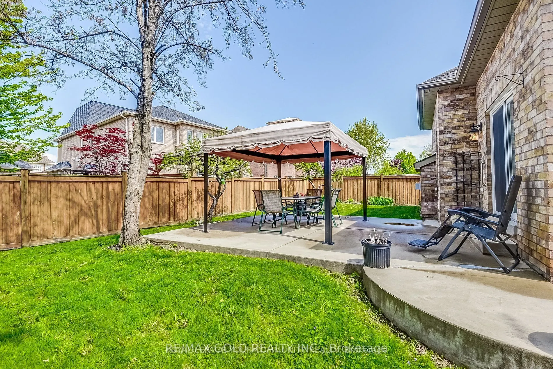 71 Louvain Drive