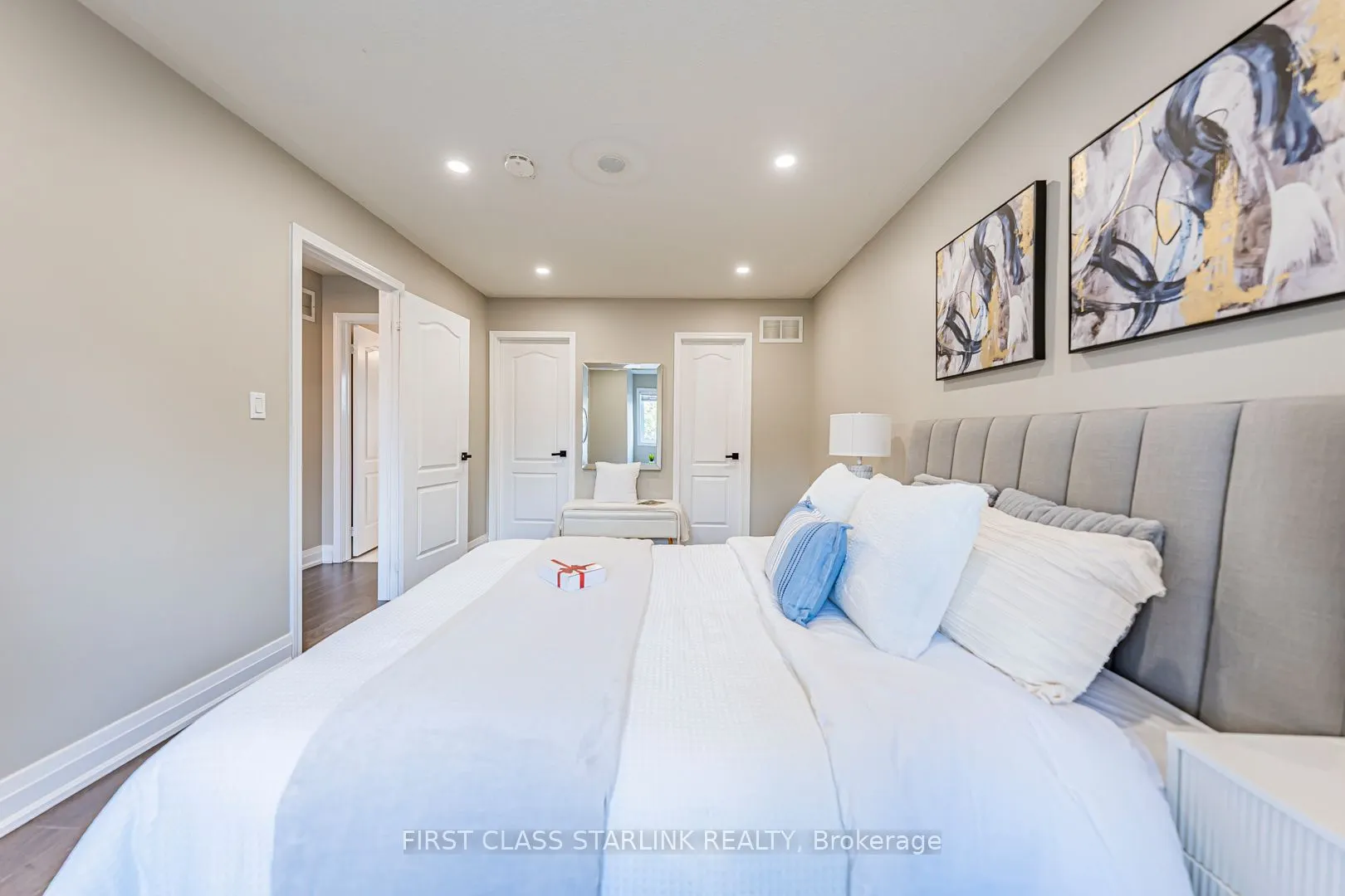 1452 Hemingford Lane