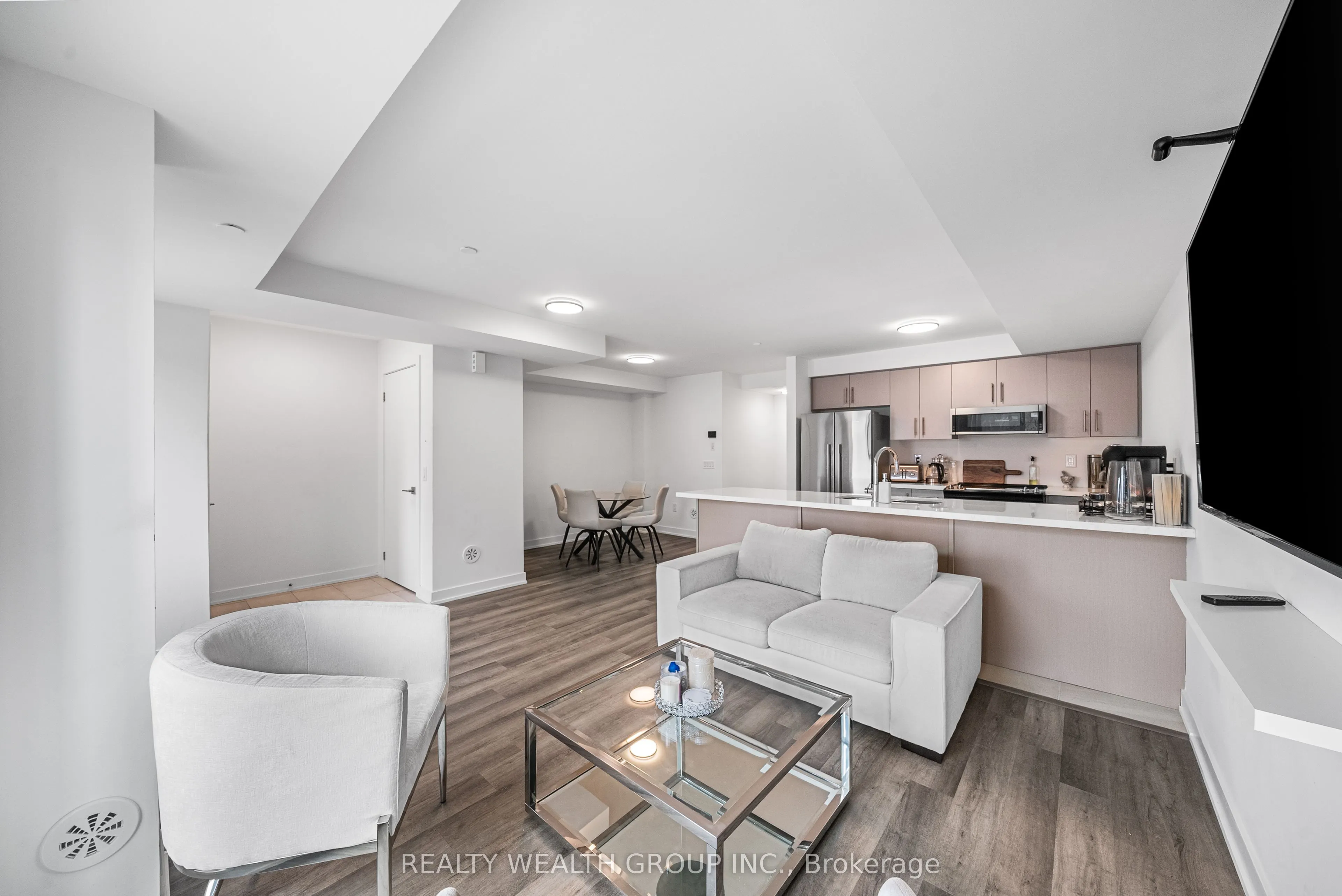 185 Veterans Drive, #11