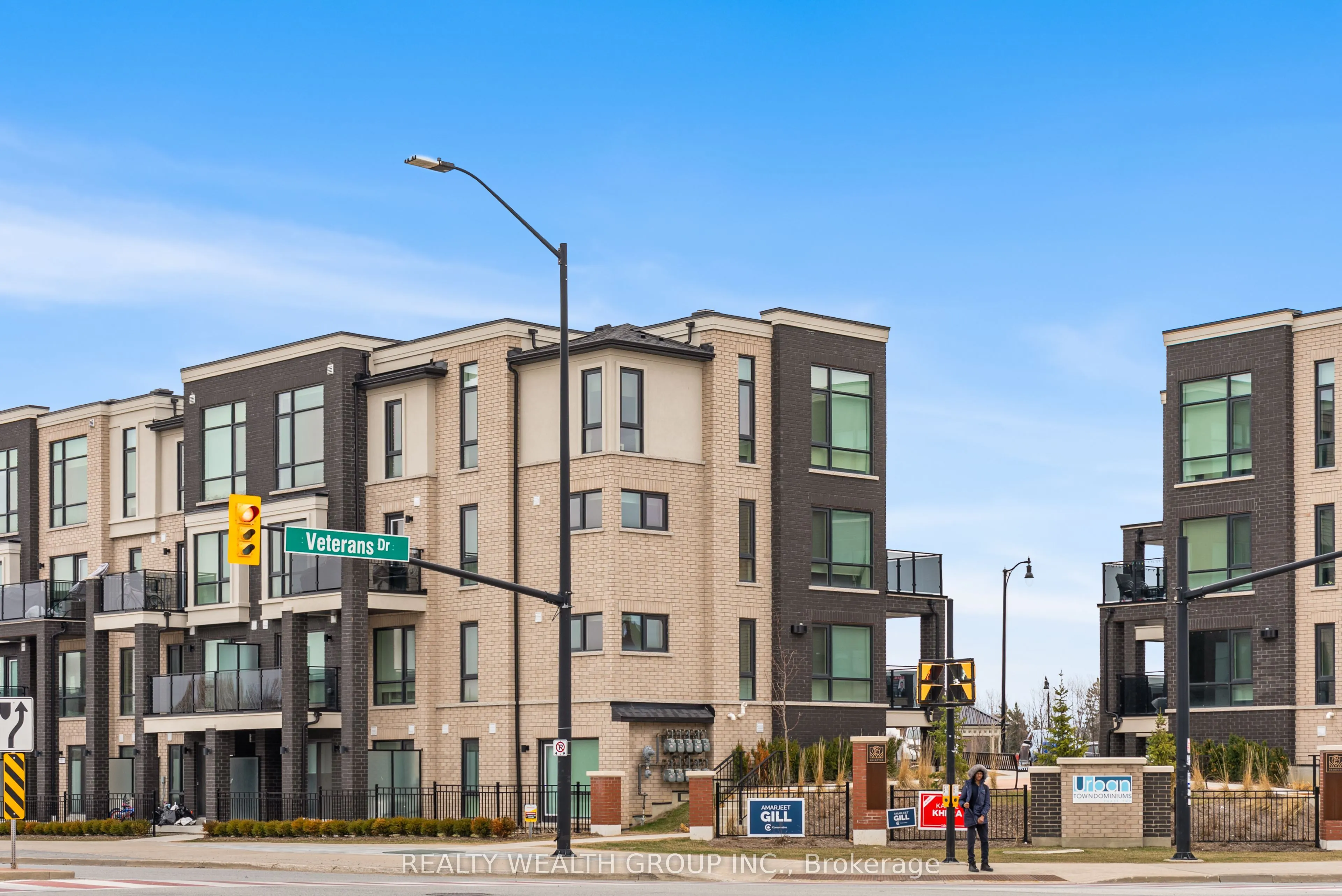 185 Veterans Drive, #11