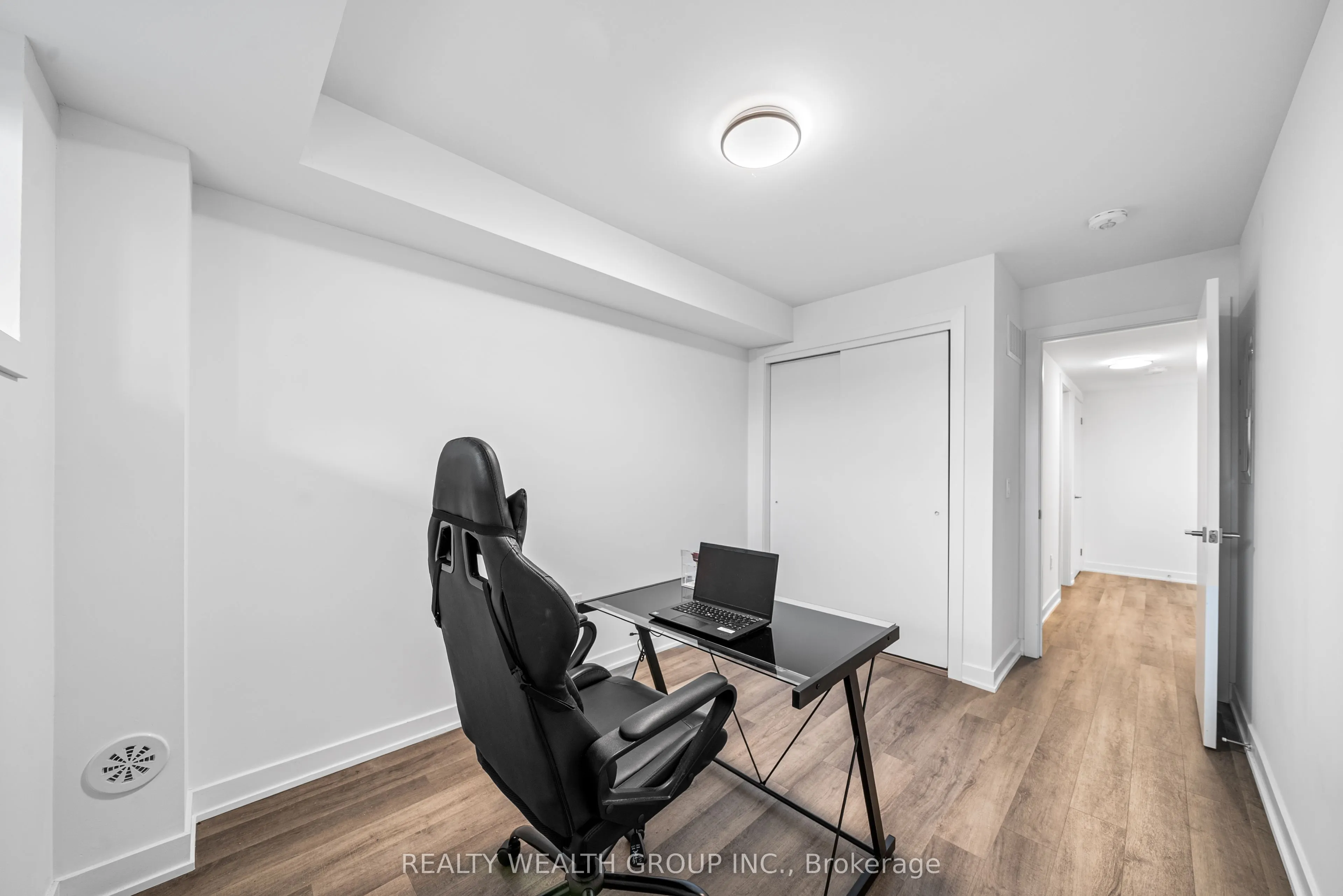 185 Veterans Drive, #11