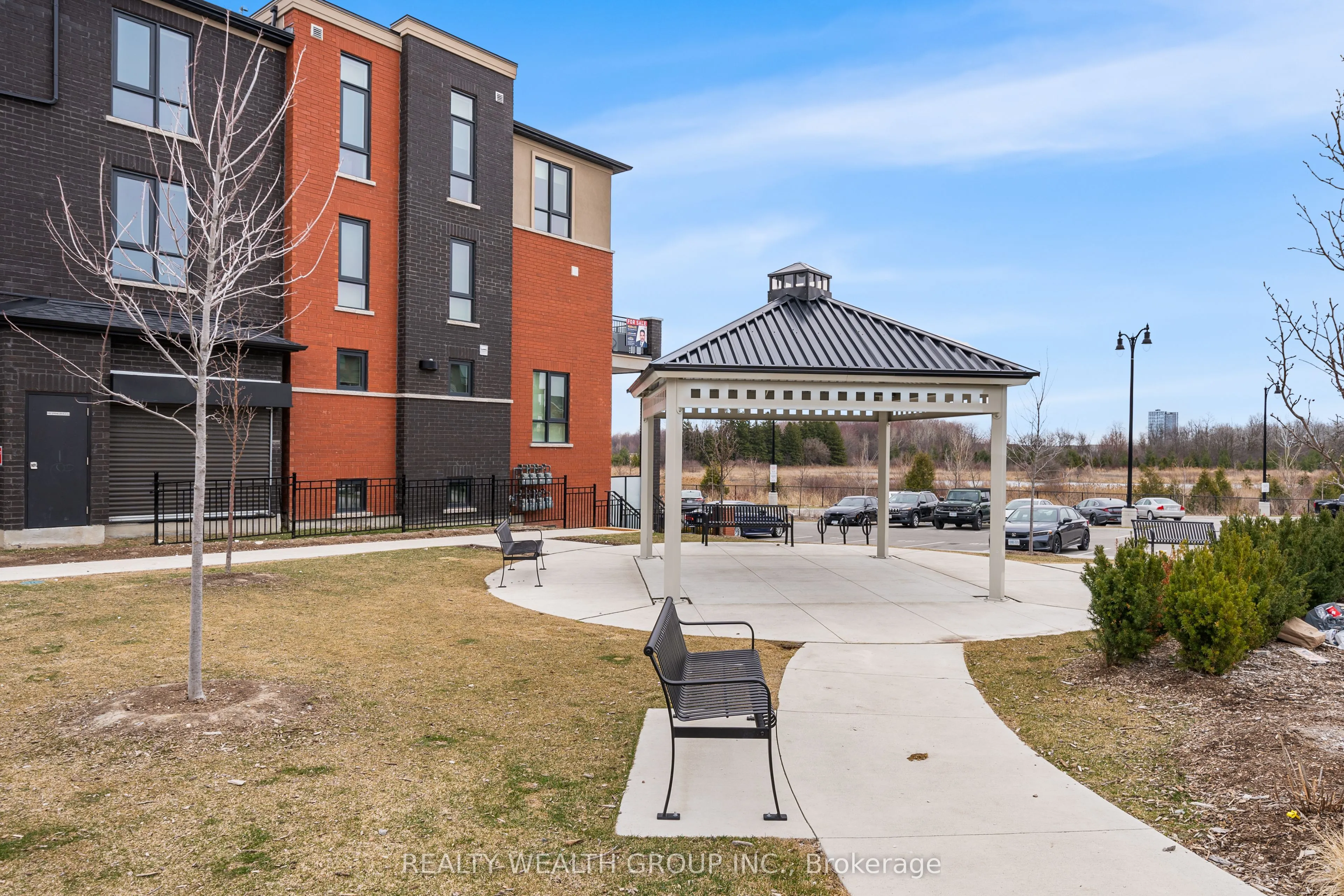 185 Veterans Drive, #11