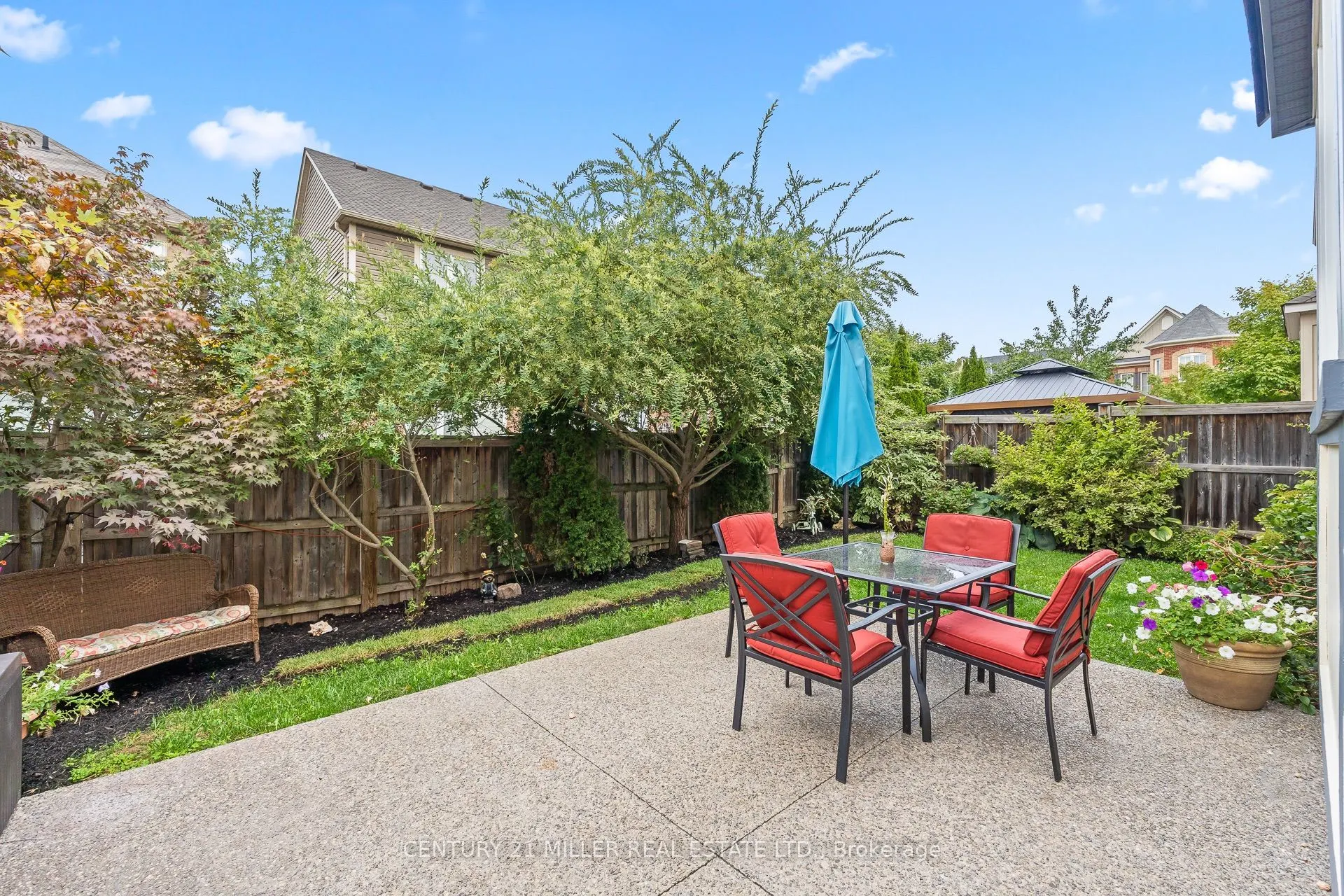 740 Casarin Crescent