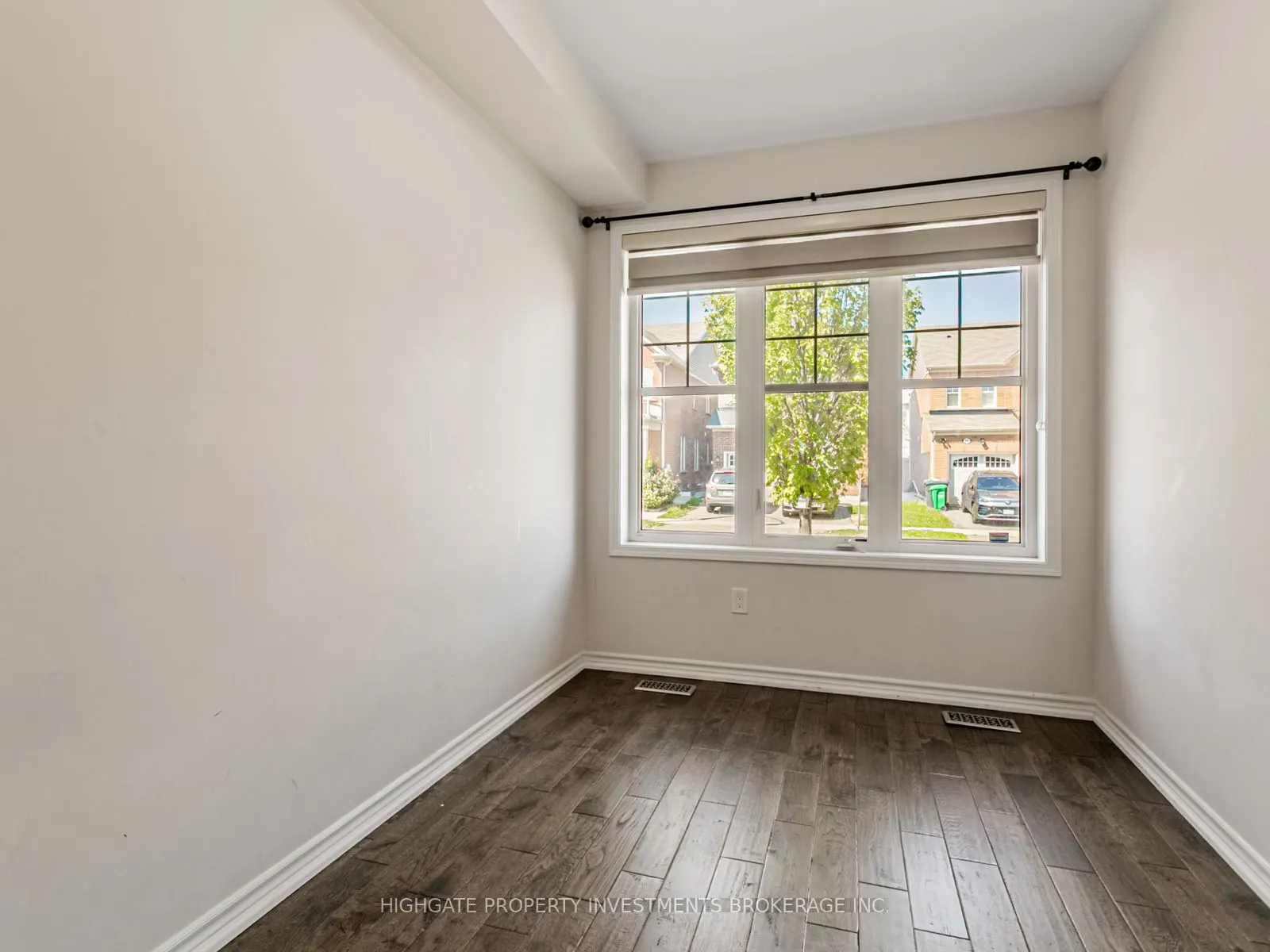 63 Enford Crescent