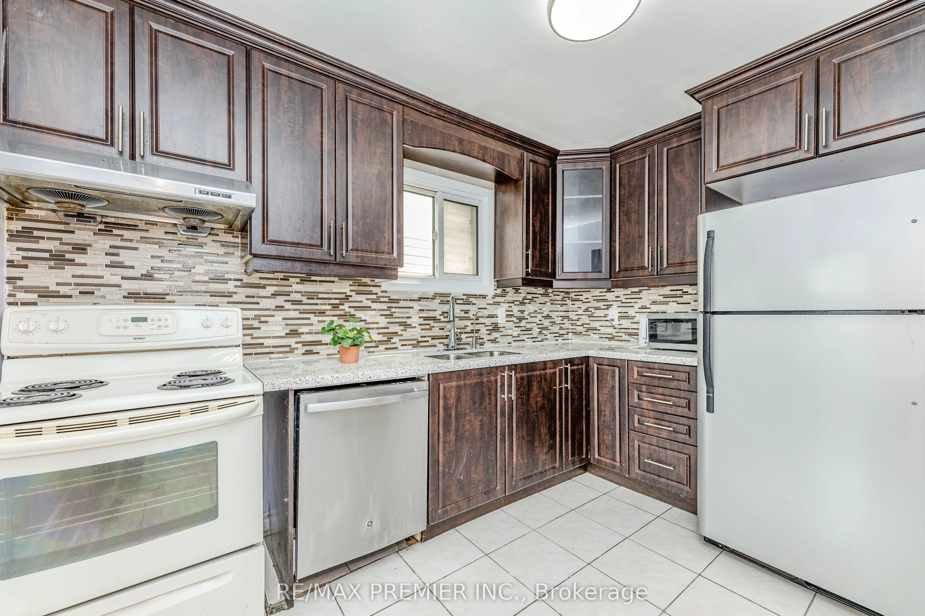 14 Shady Glen Road
