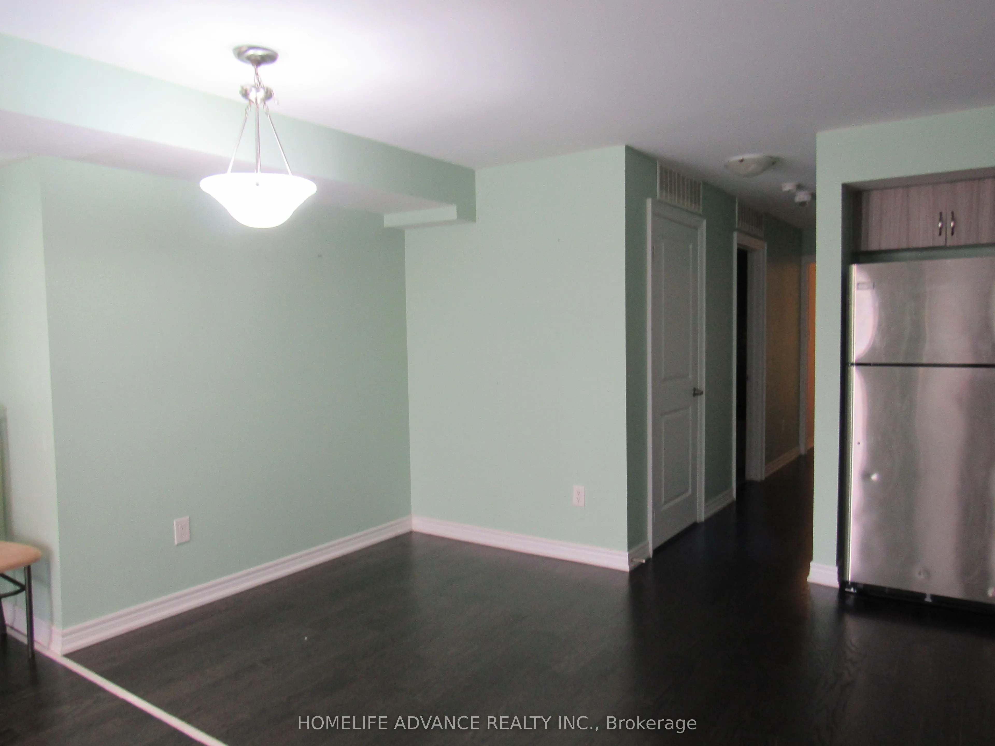 2335 Sheppard Avenue W, #1