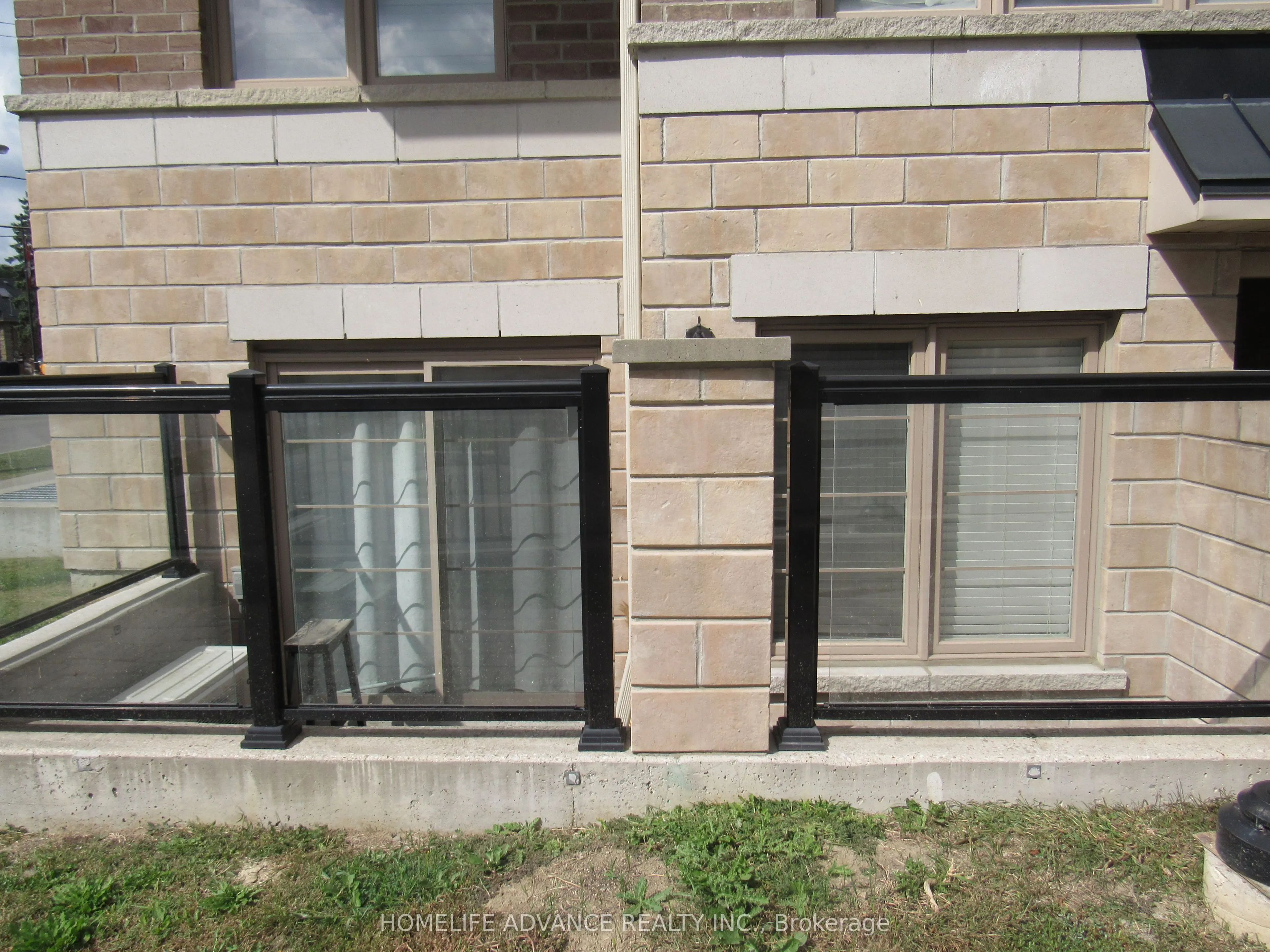 2335 Sheppard Avenue W, #1