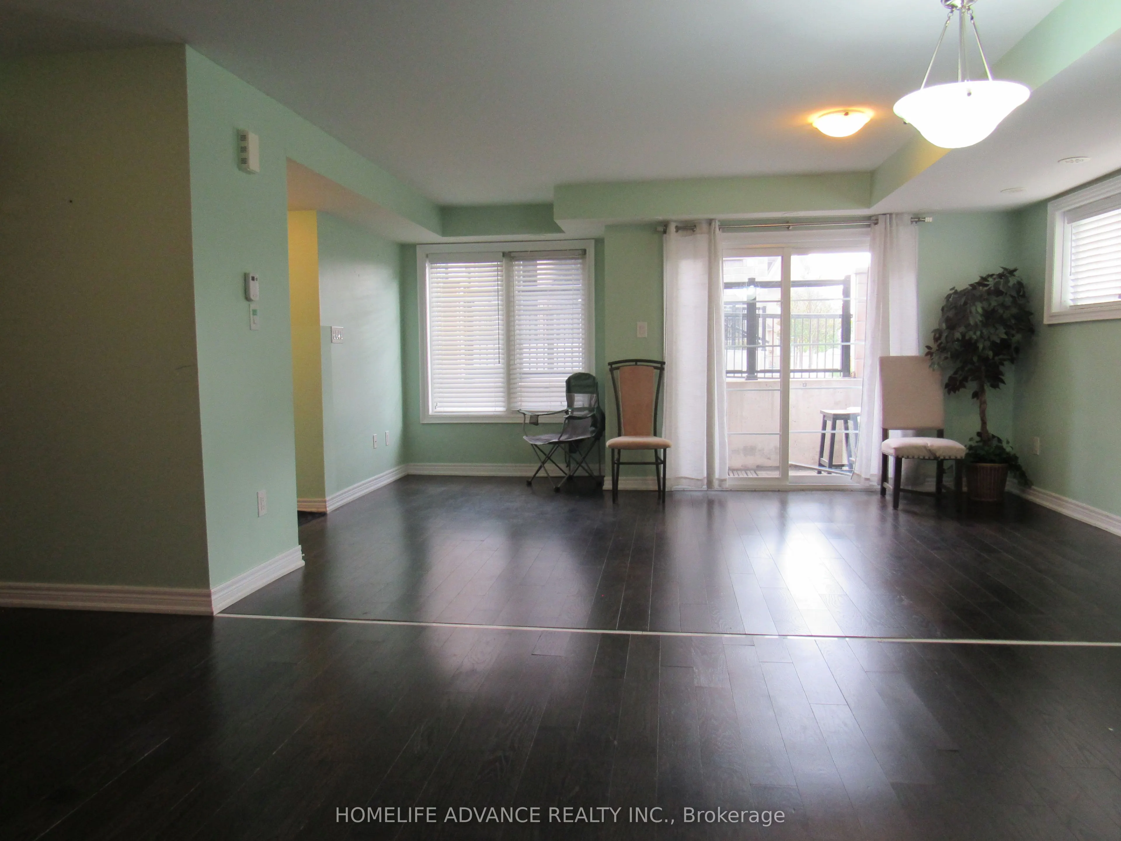 2335 Sheppard Avenue W, #1