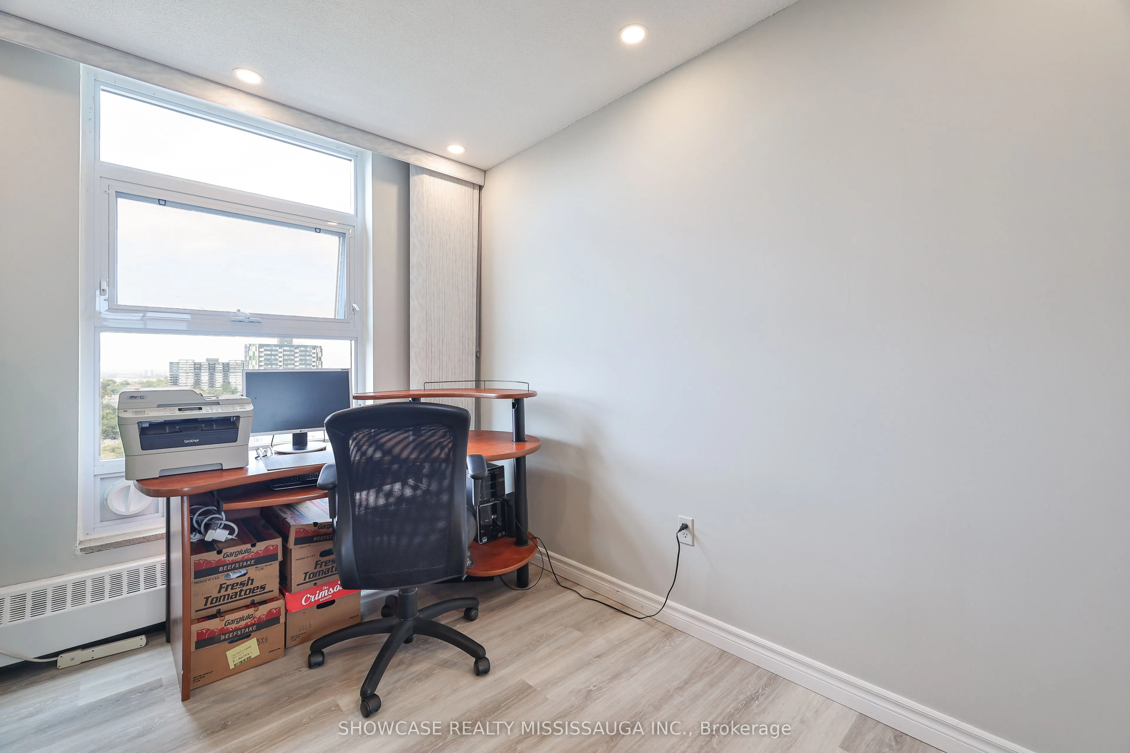 345 Driftwood Avenue, #1208