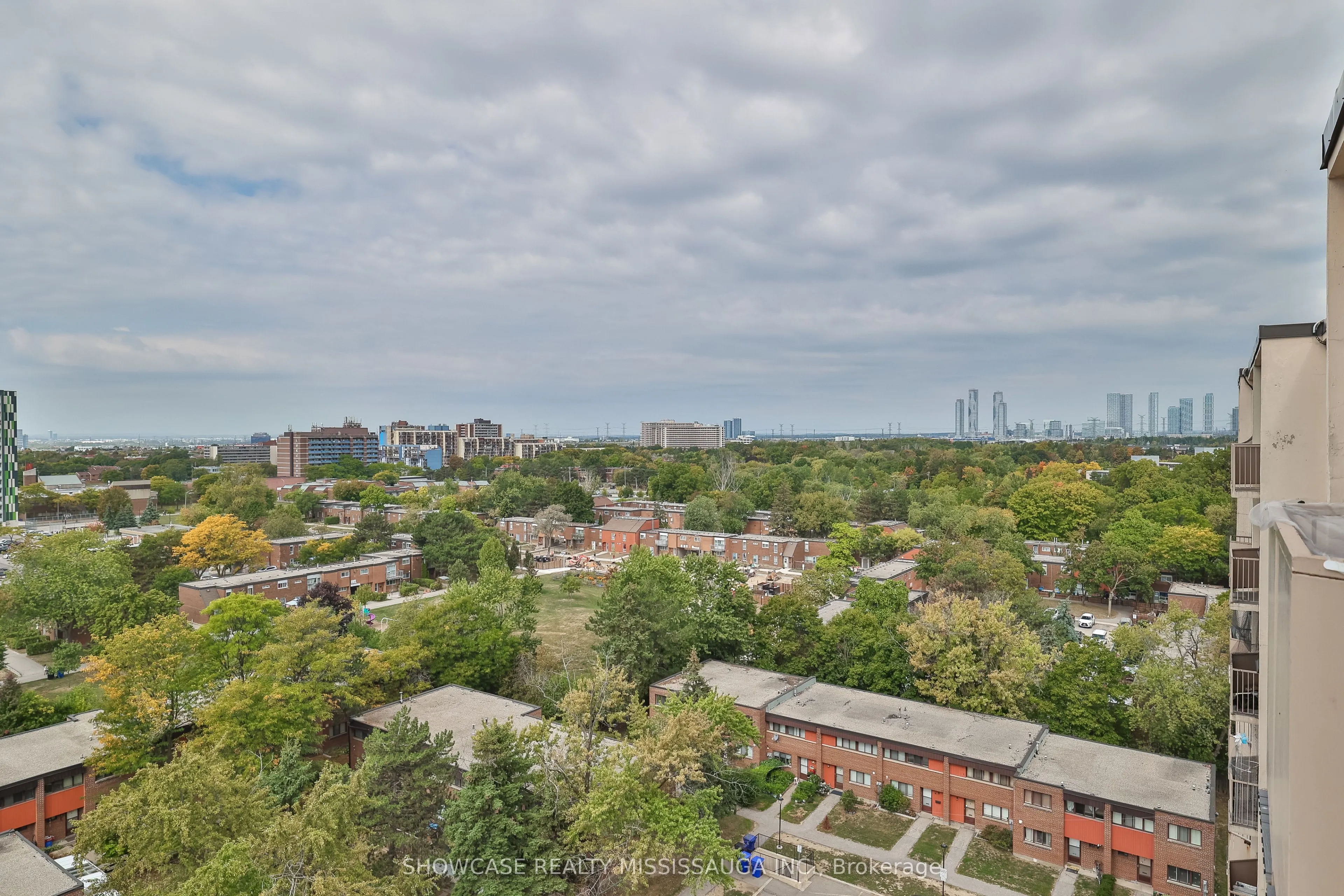 345 Driftwood Avenue, #1208