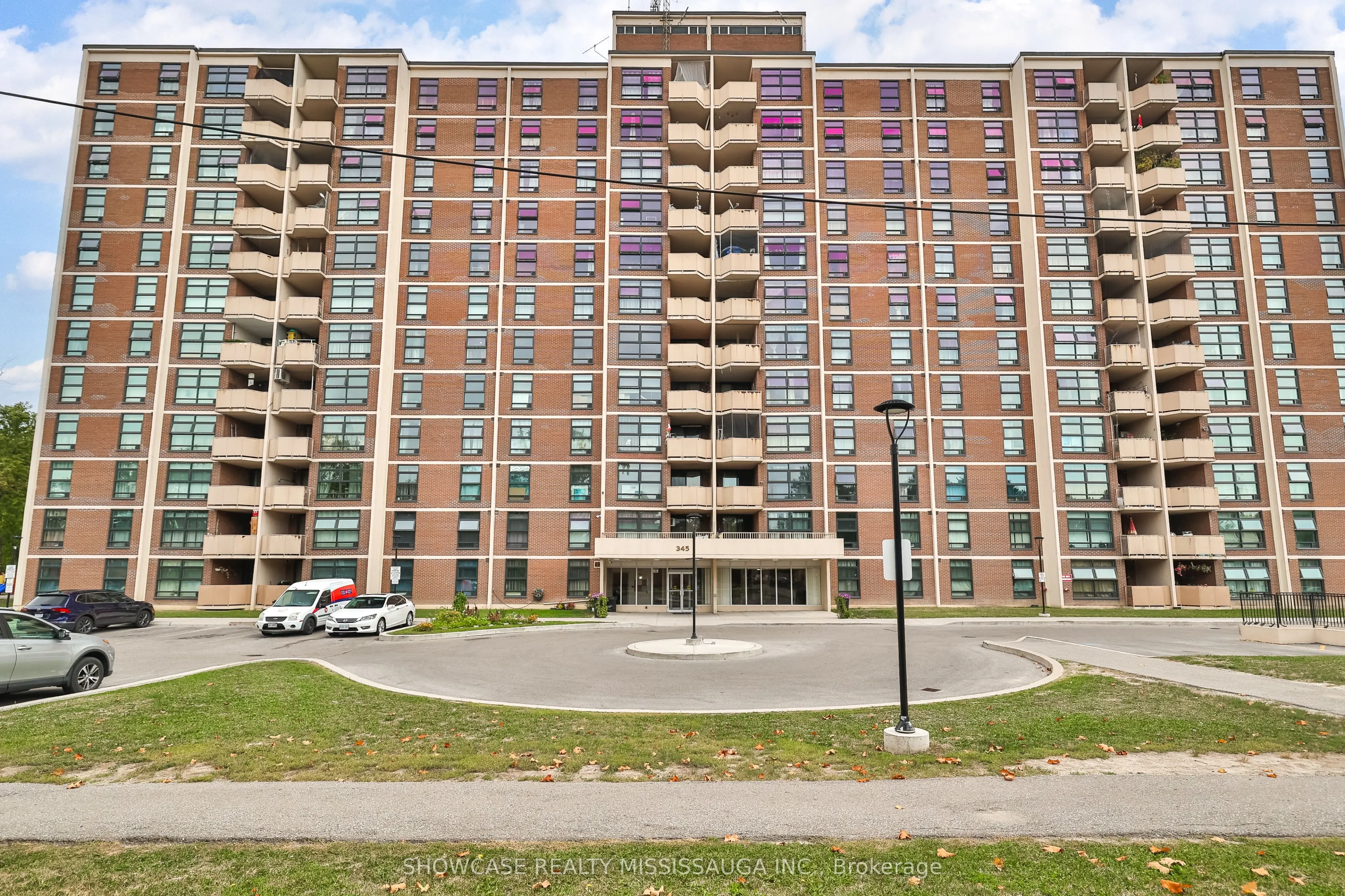 345 Driftwood Avenue, #1208