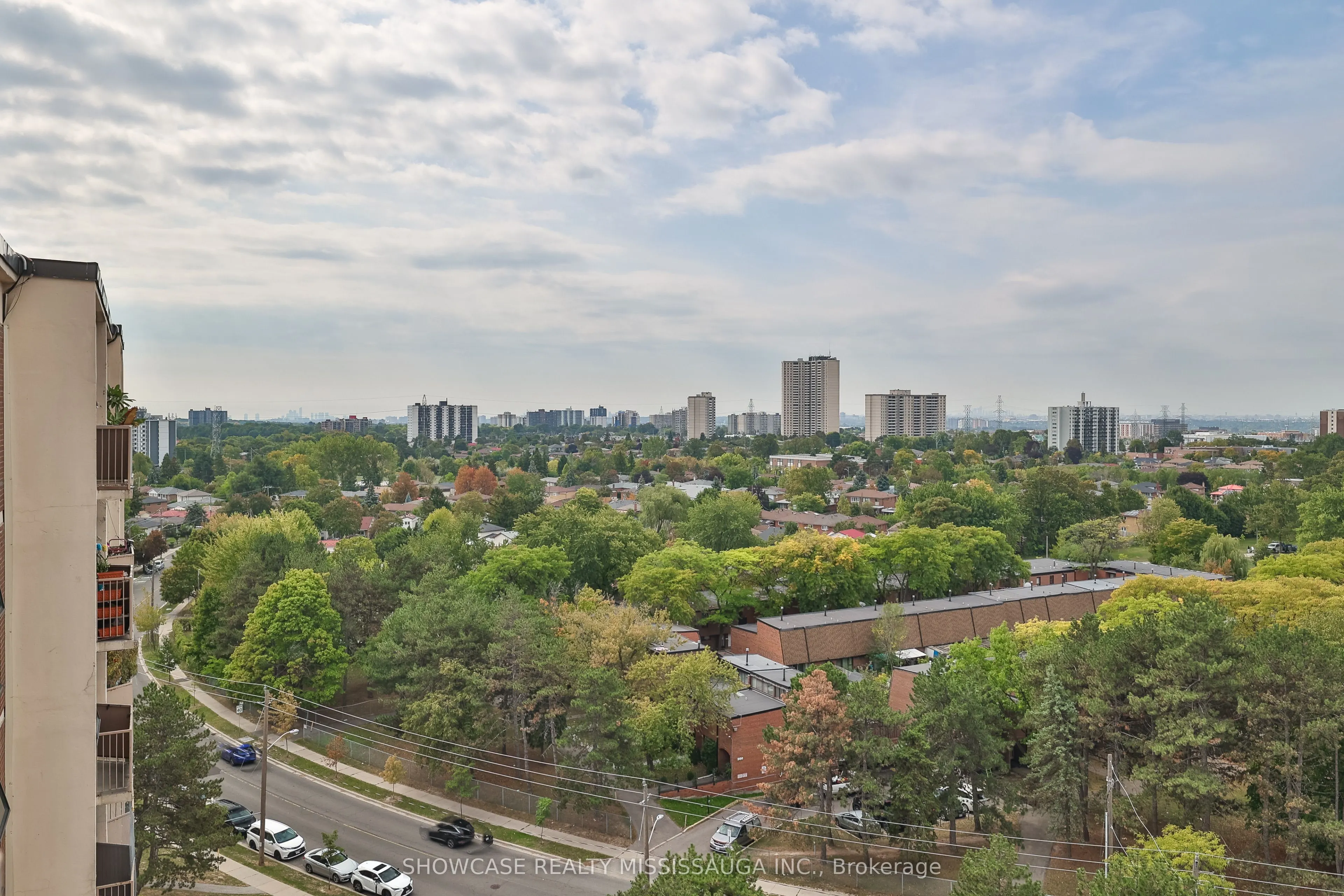 345 Driftwood Avenue, #1208