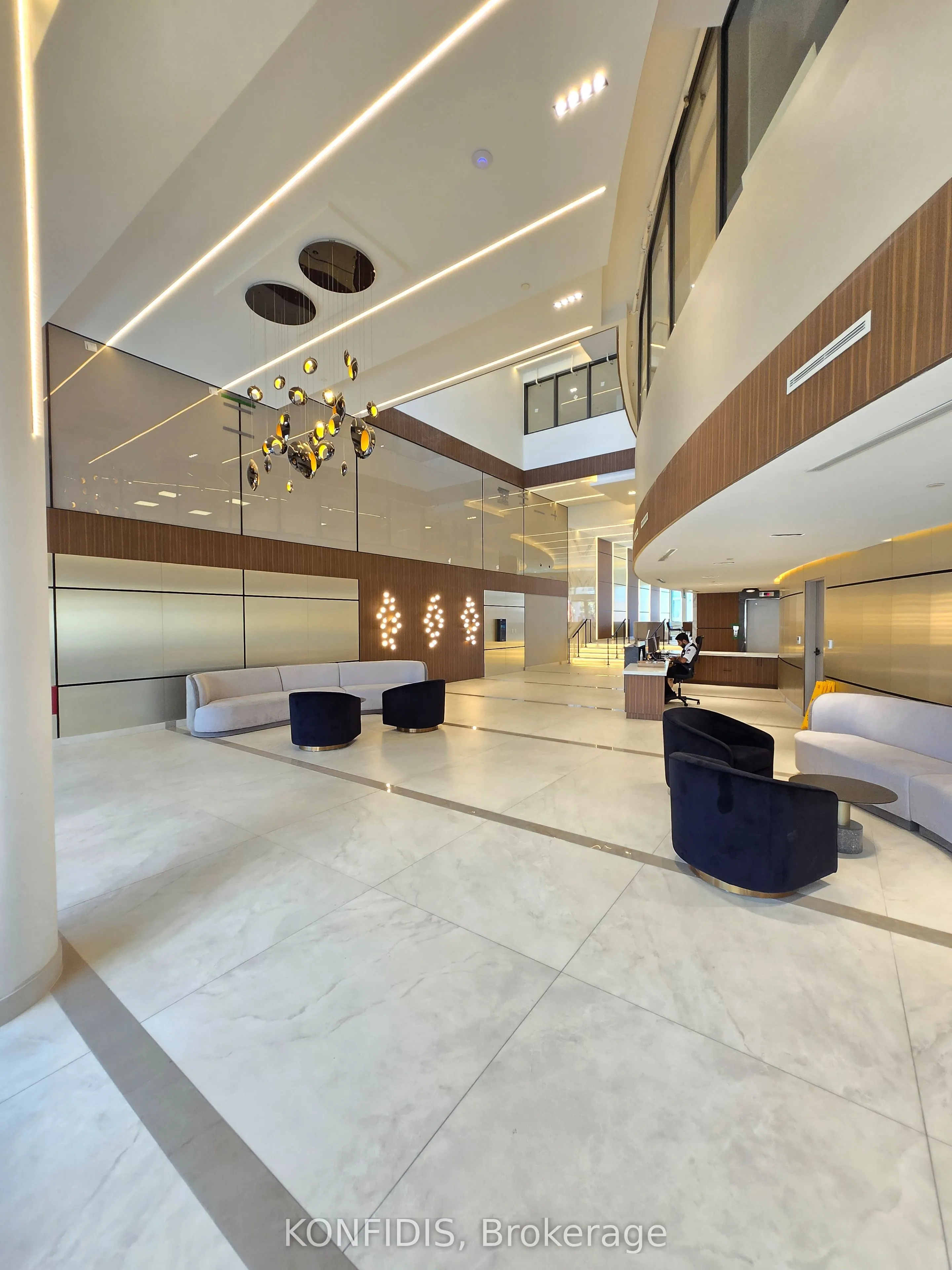 5105 Hurontario Street, #3002