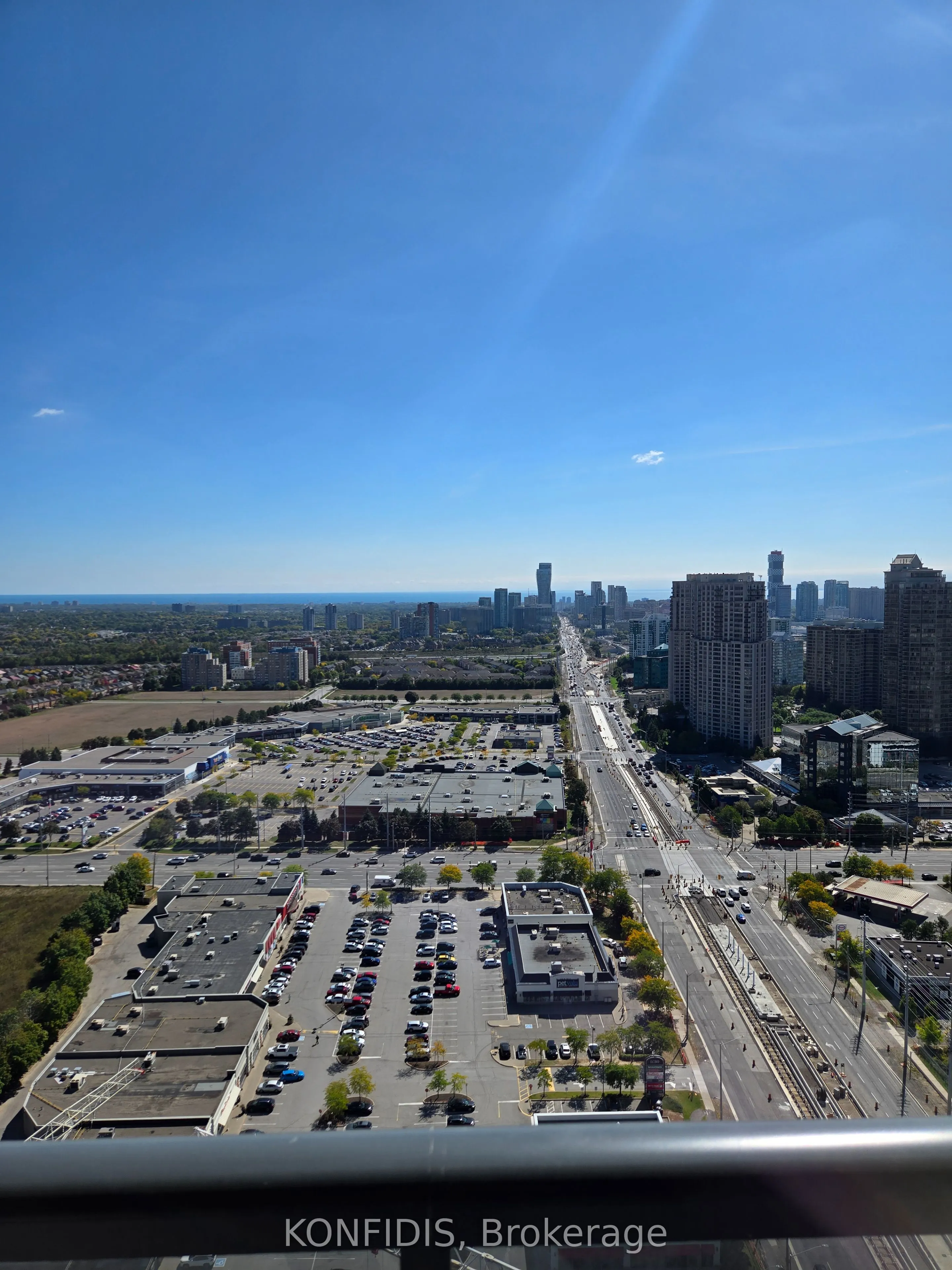 5105 Hurontario Street, #3002