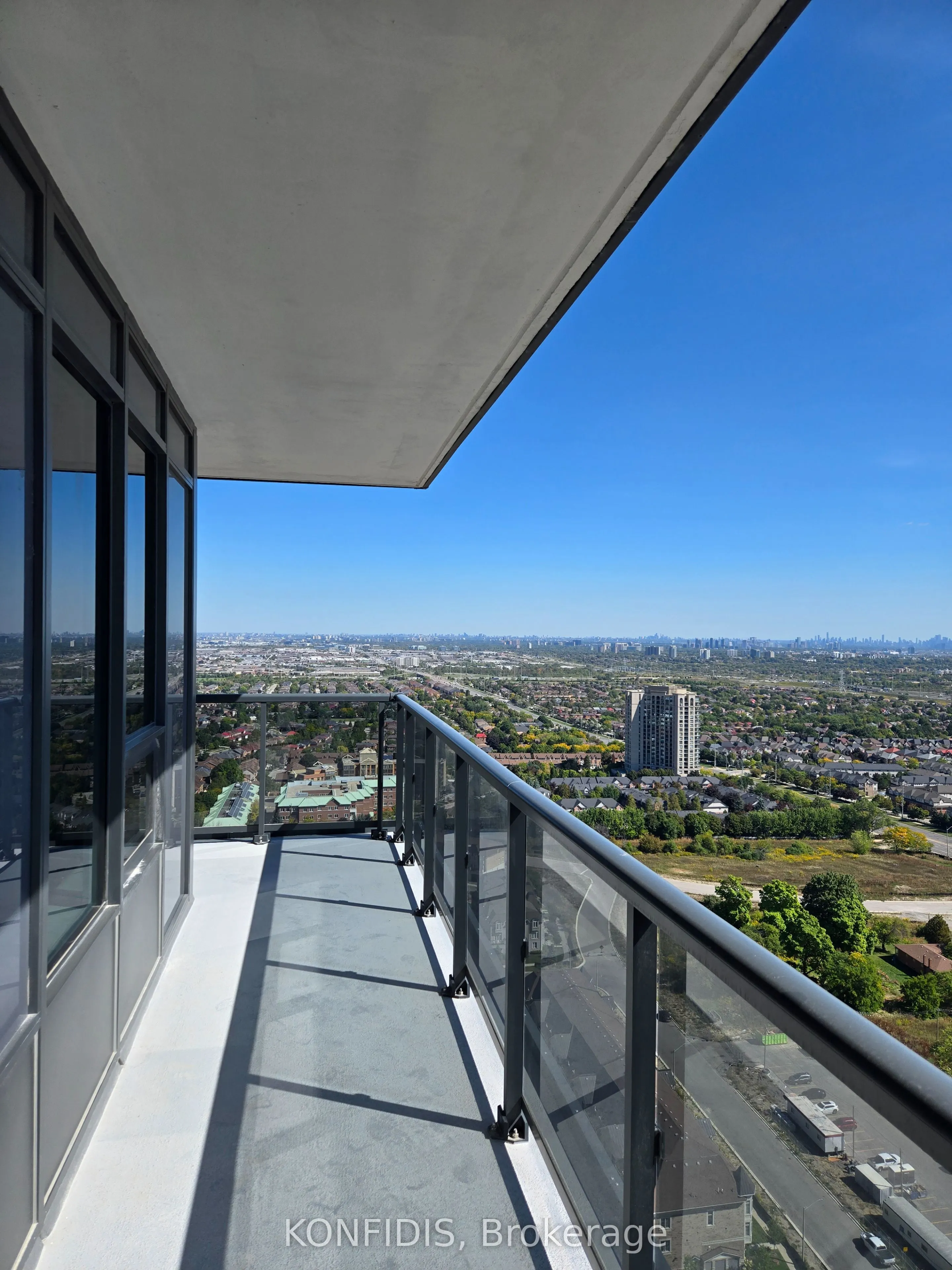 5105 Hurontario Street, #3002