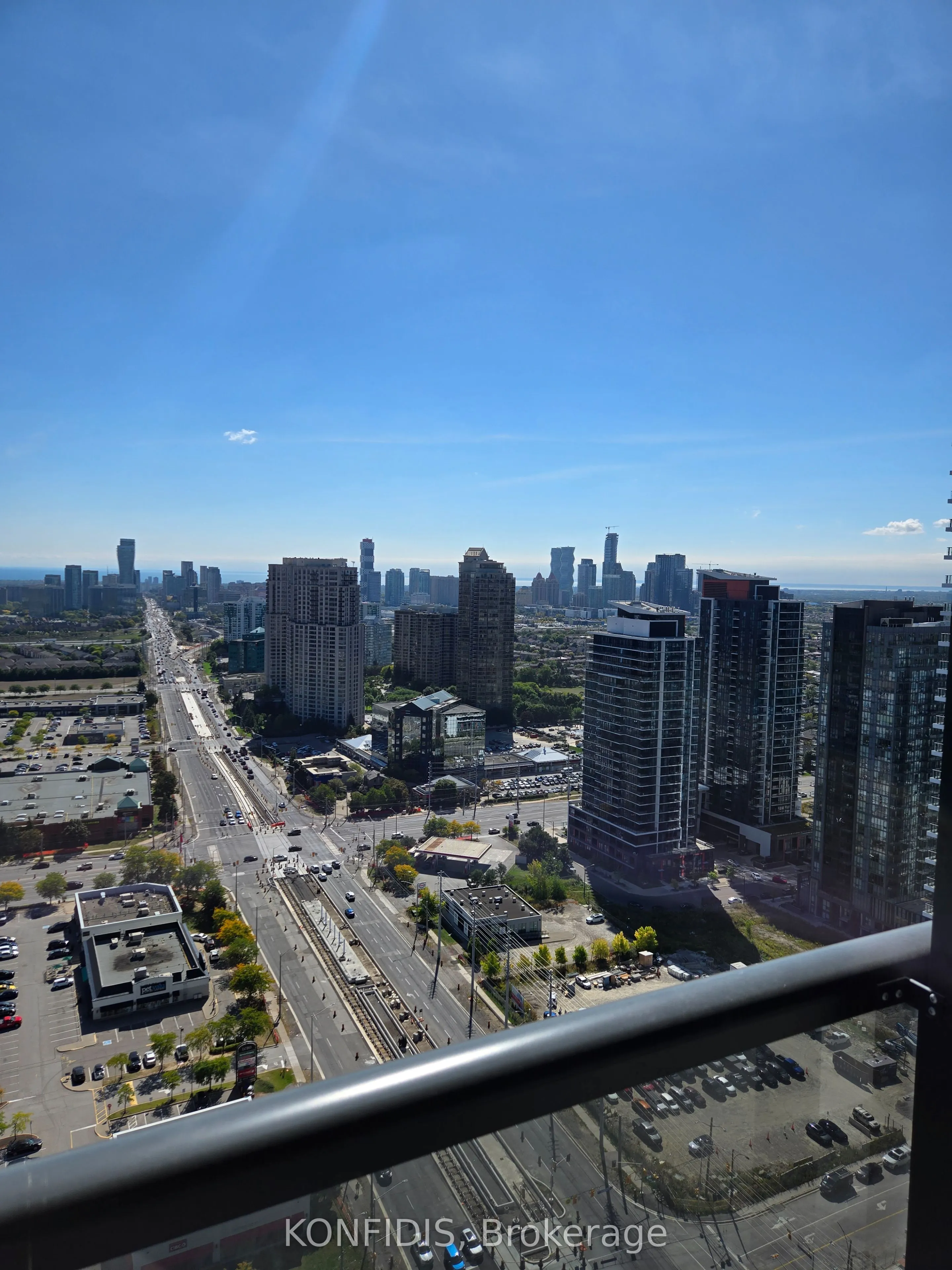 5105 Hurontario Street, #3002