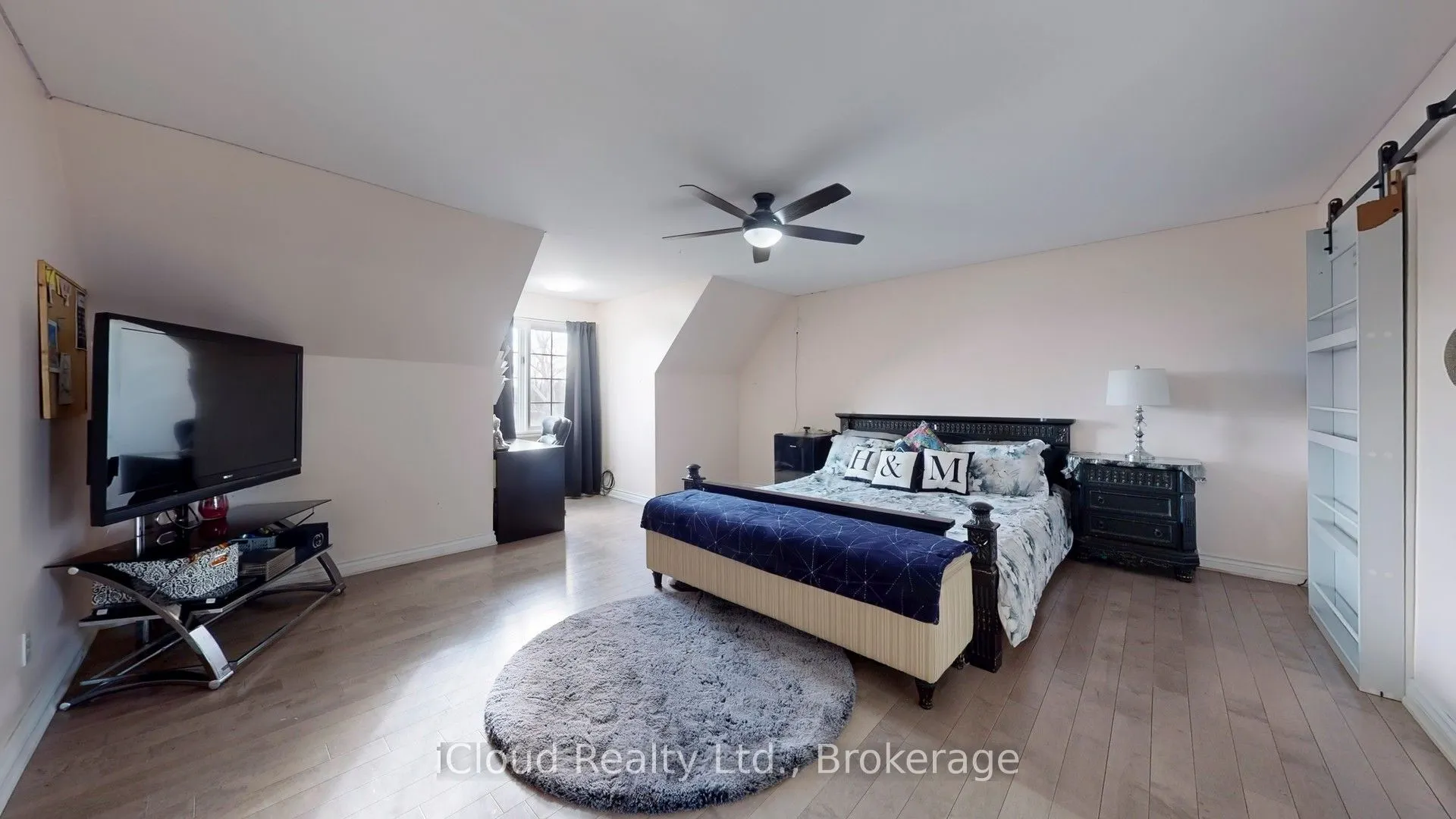 12191 Mississauga Road W