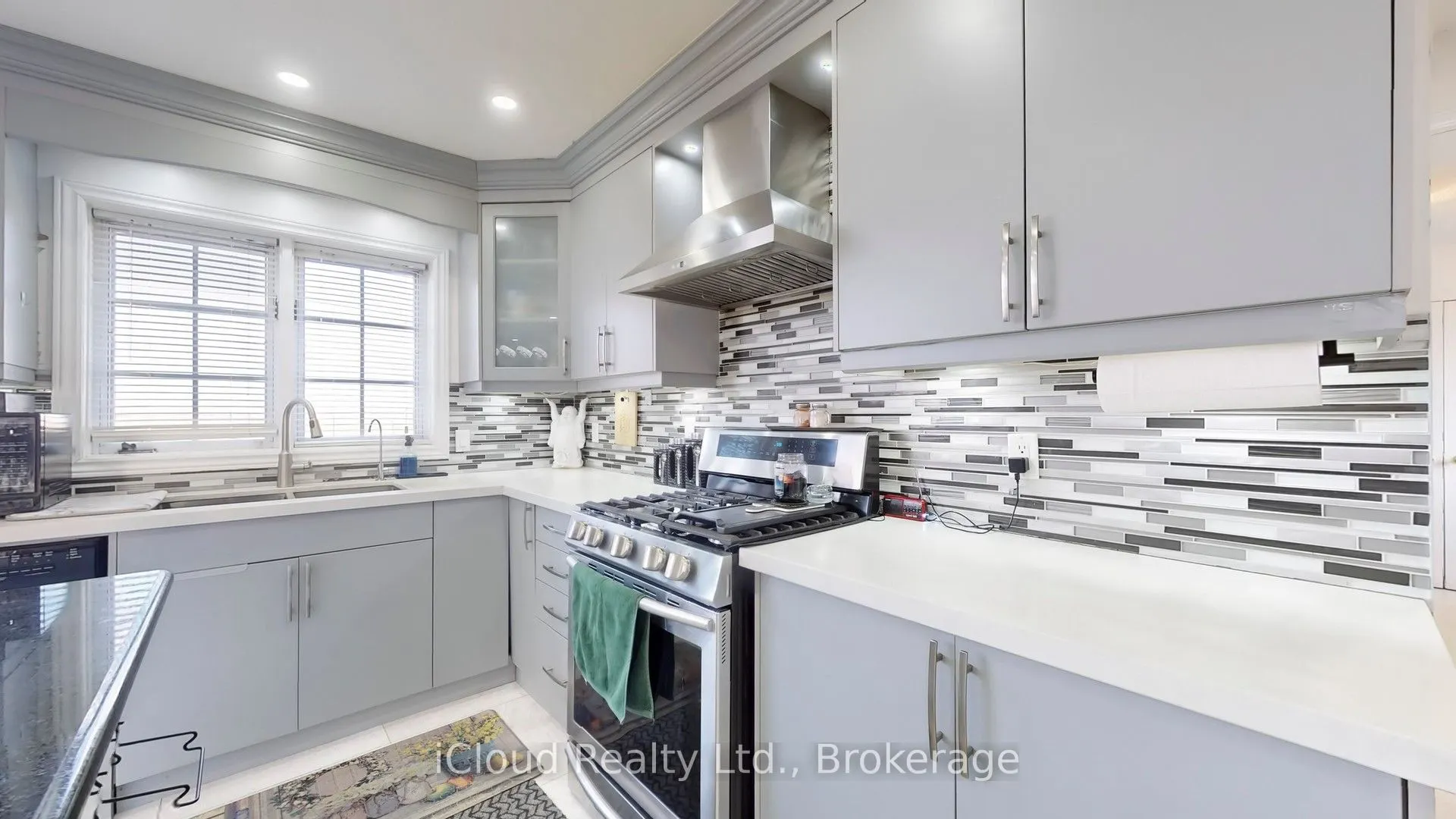 12191 Mississauga Road W
