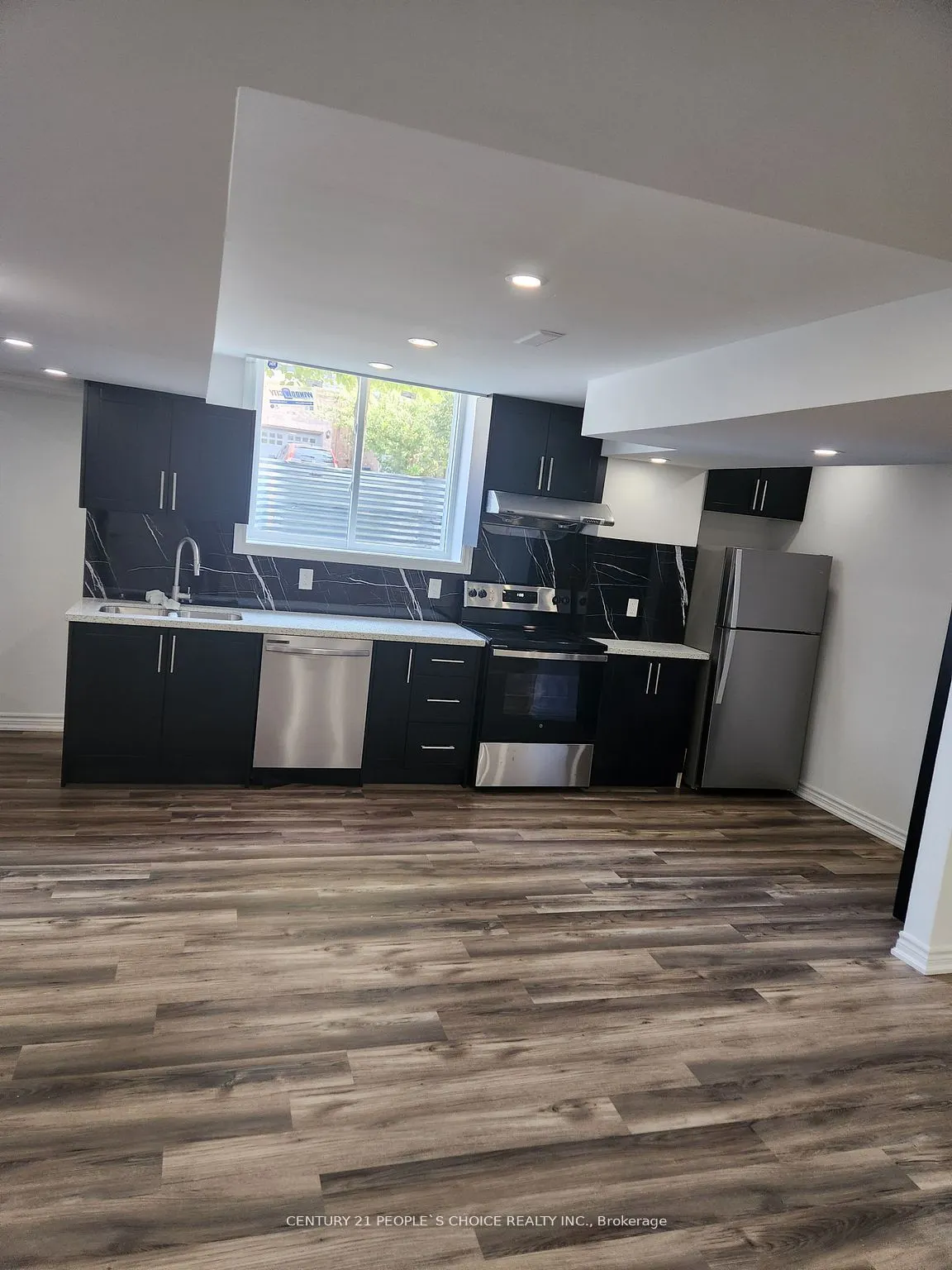 4 Goodsway Trail