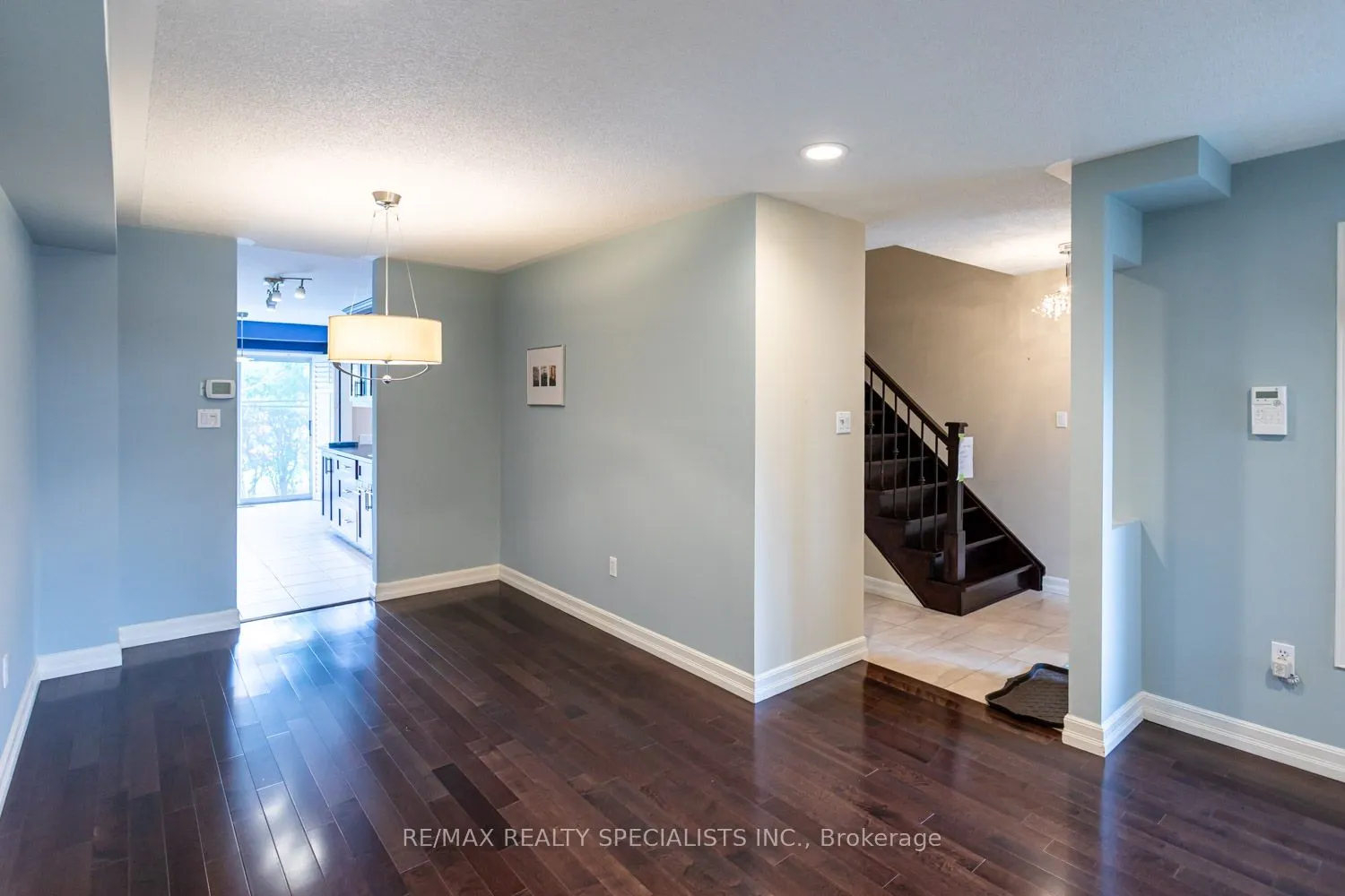5230 Glen Erin Drive, #102